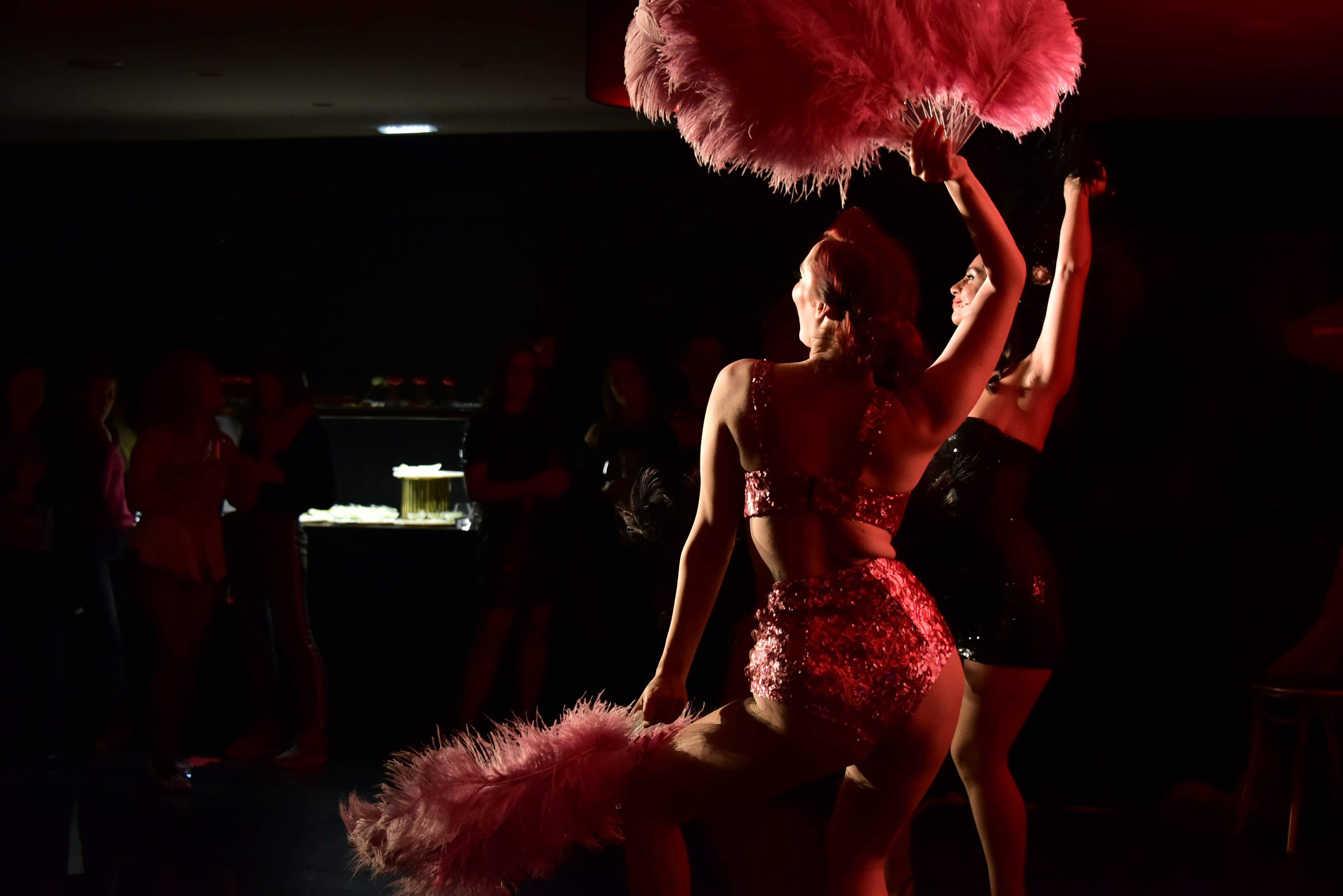 Sem ideias para o Jantar de Natal? Este restaurante em Lisboa tem várias opções, desde o mais simples ao cabaret