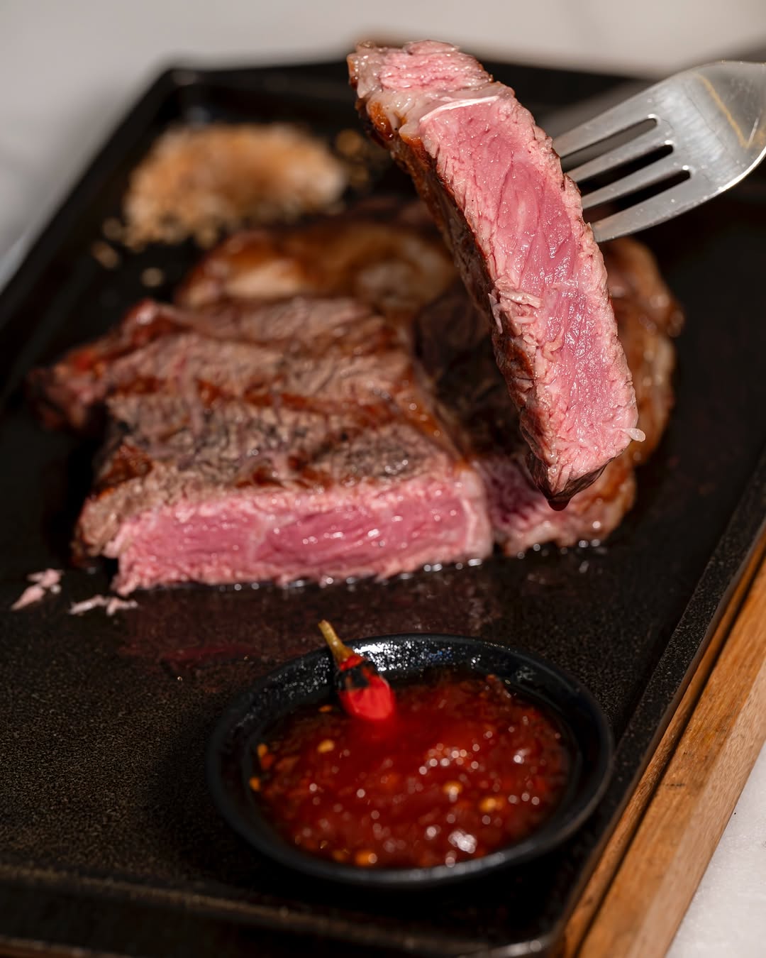 Aires. Já pode provar as melhores carnes argentinas sem sair do Estoril (mas o potencial vai muito além)