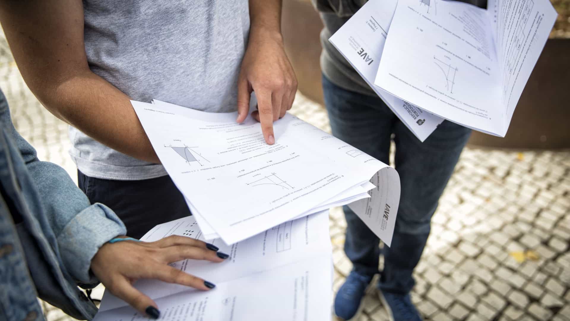 Uso de máscara obrigatório e perguntas opcionais. Tudo o que vai mudar nos exames nacionais