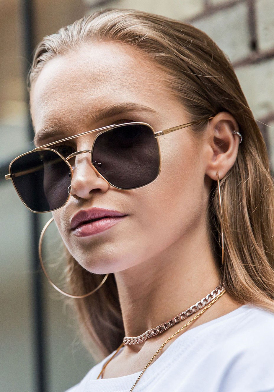 Back to 90’s. 4 dicas para aderir à tendência das argolas e conseguir um look trendy