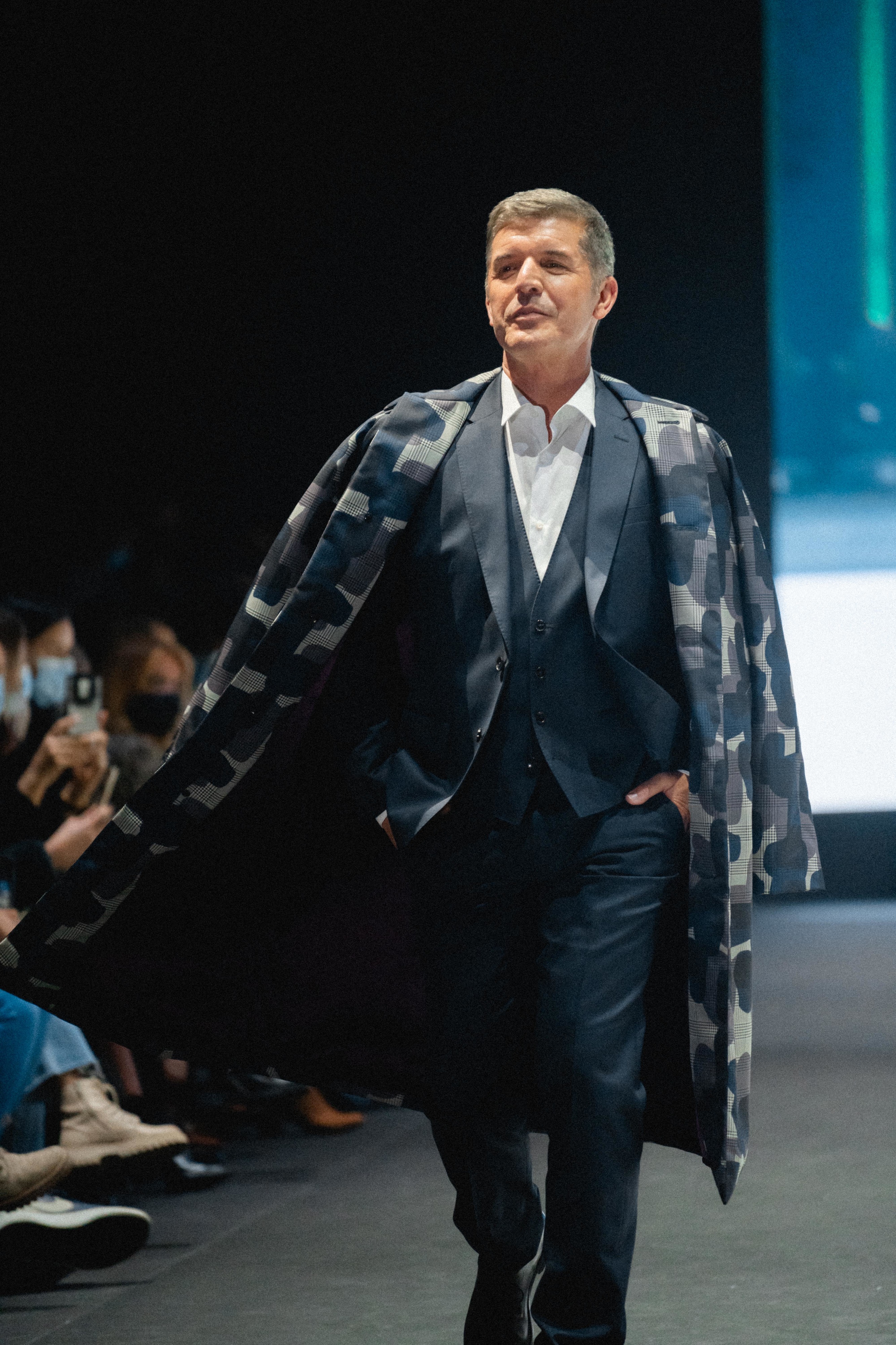 João Baião estreia-se nas passerelles aos 58 anos. “Estava um bocadinho nervoso”