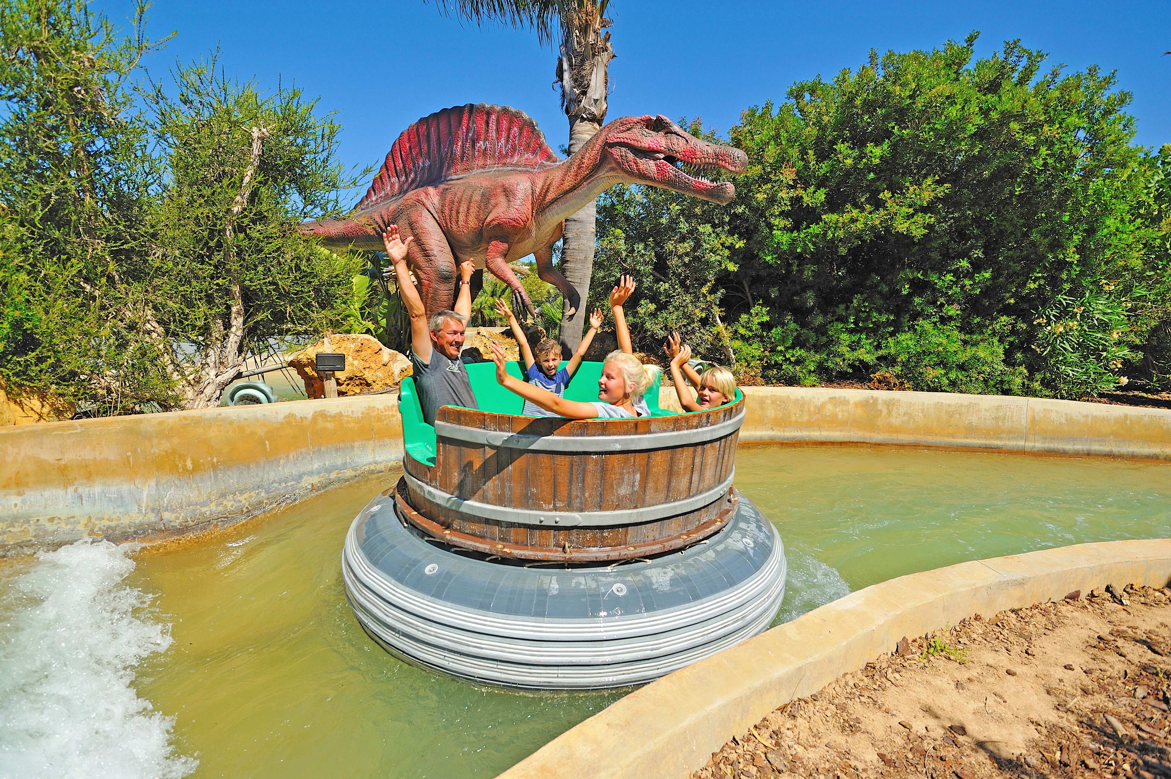 Já pode comprar bilhetes com desconto para o Zoomarine. Parque está quase a abrir (e cheio de novidades)