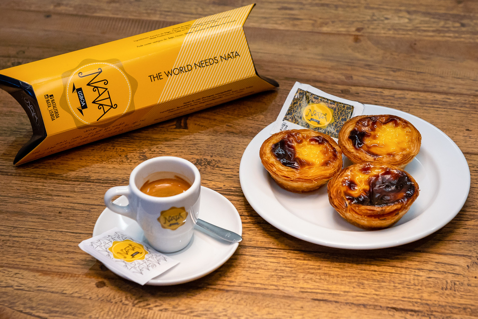 O que caía mesmo bem agora era uma NATA Lisboa. E há mais dois sítios fora da capital onde prová-las quentinhas