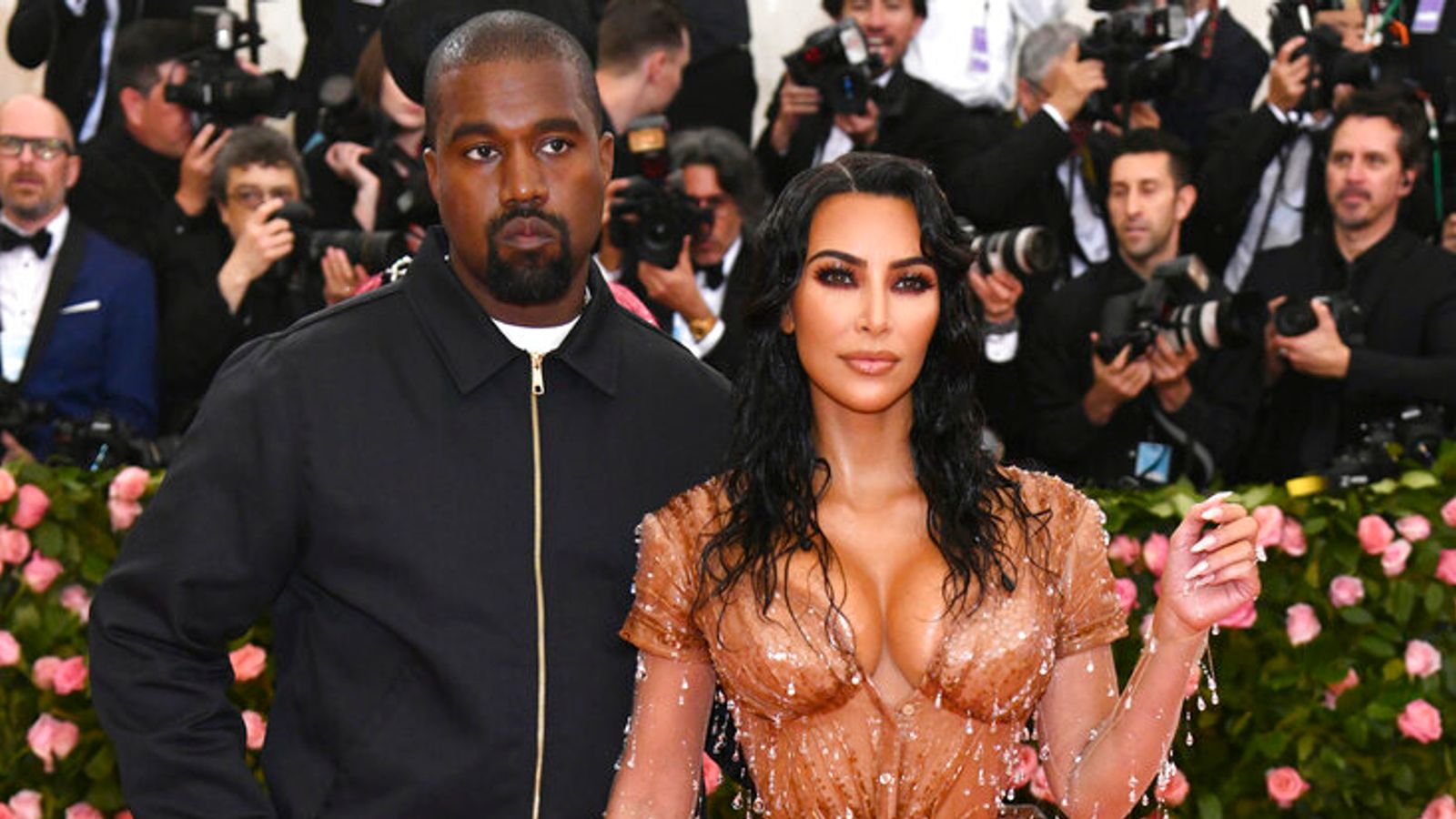 Kim Kardashian sente-se “violada e horrorizada” depois de Kanye West partilhar conteúdos íntimos com funcionários