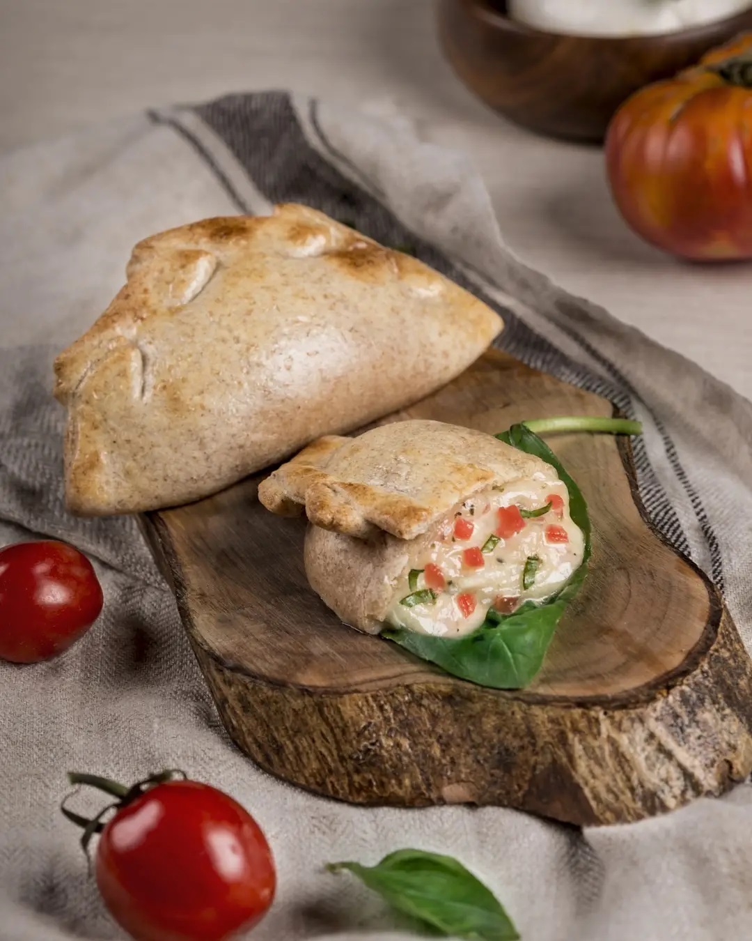 Empanar. As famosas empanadas argentinas chegaram a Portugal (e há para todos os gostos)