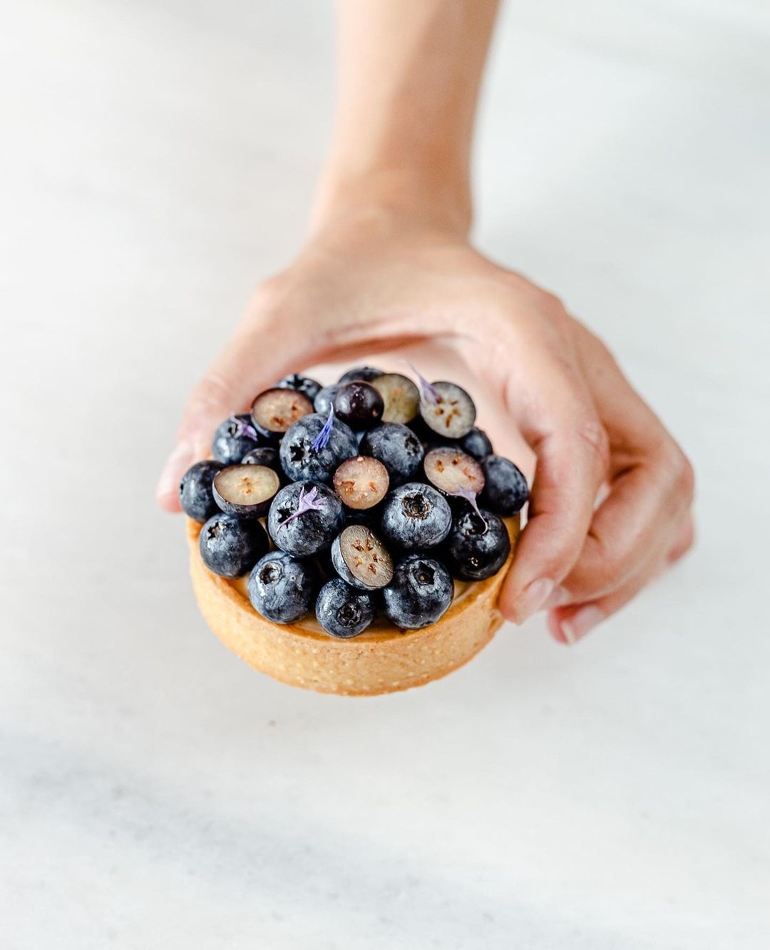 Os óleos essenciais dos bolos Barü.ba atraem todos para o novo espaço na Calçada da Estrela