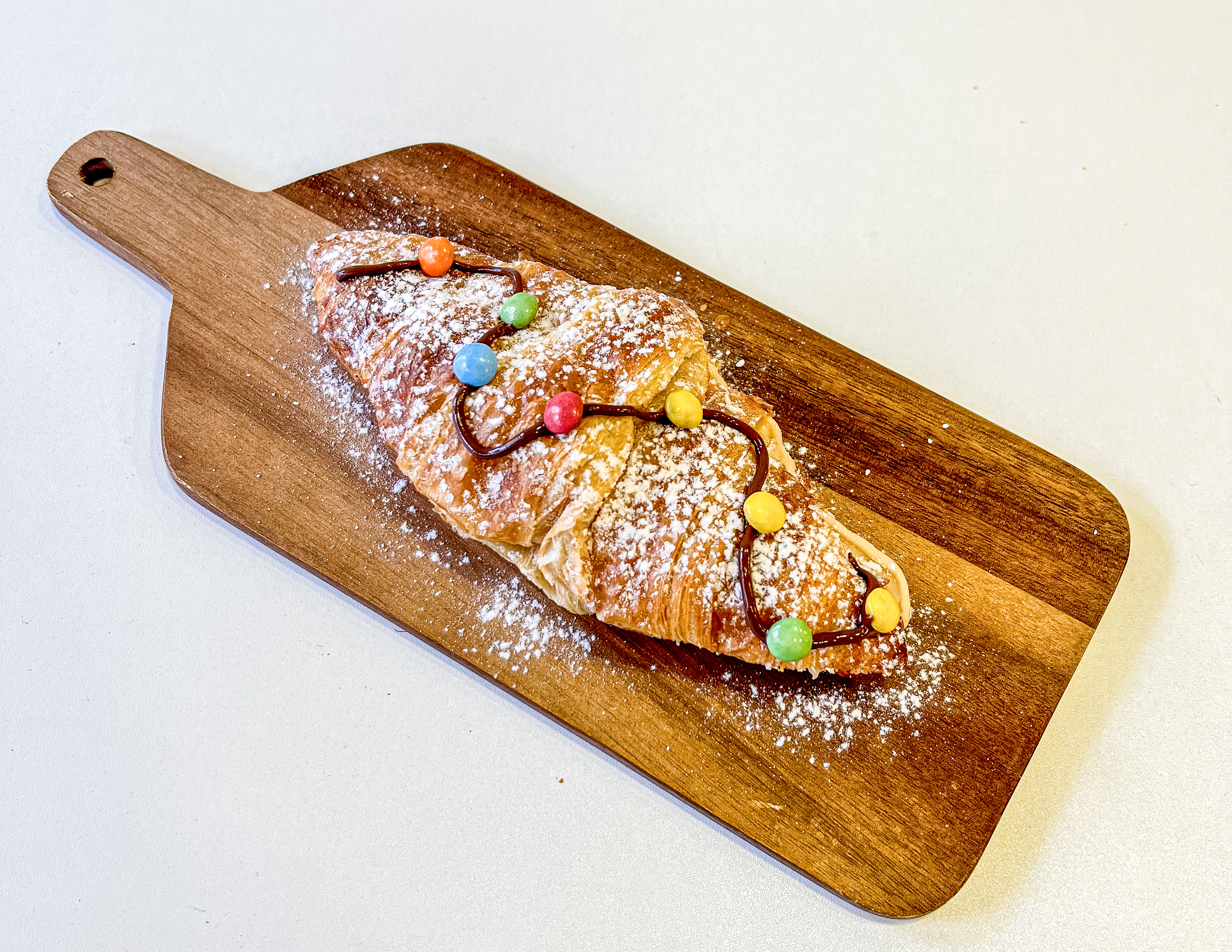 Croissant com Smarties? Croissanteria Tradicional inova no dia da Criança (mas só pode provar até domingo)