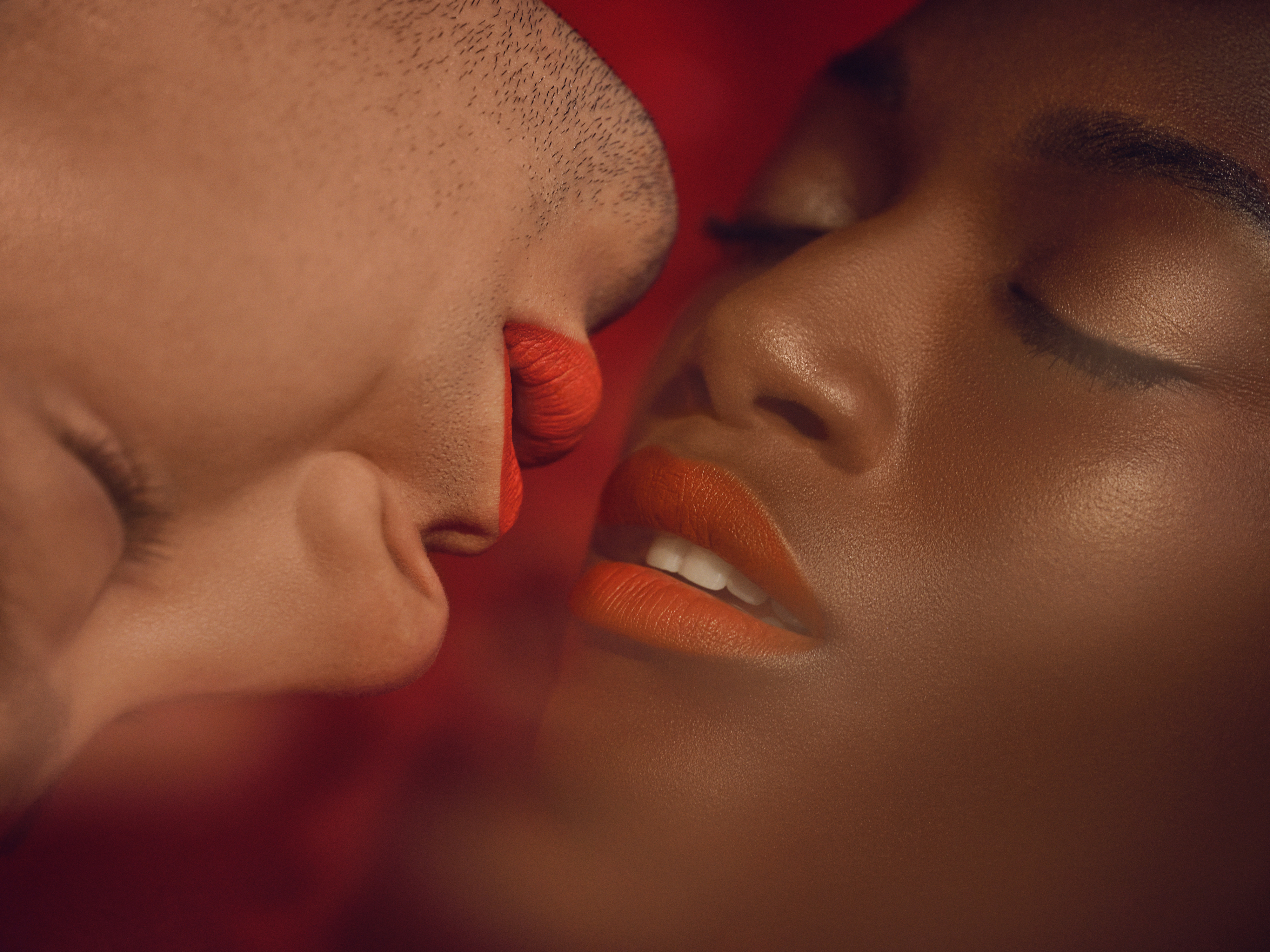 Depois dos brinquedos sexuais, a maquilhagem. Lelo lança linha de batons luxuosa – e as cores são bem sensuais