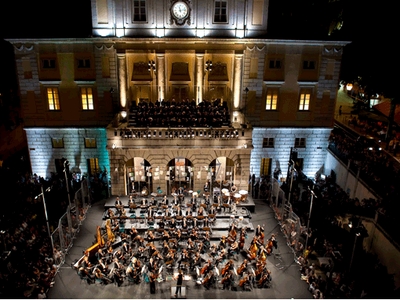 Fanny Rodrigues volta a surgir de lingerie nas redes sociais