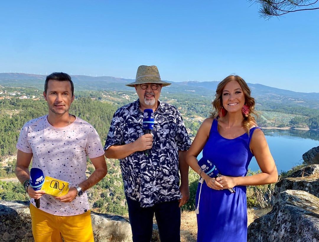 José Carlos Malato atingido por guarda-sol em pleno direto: “Ai as costas, senhor Malato!”