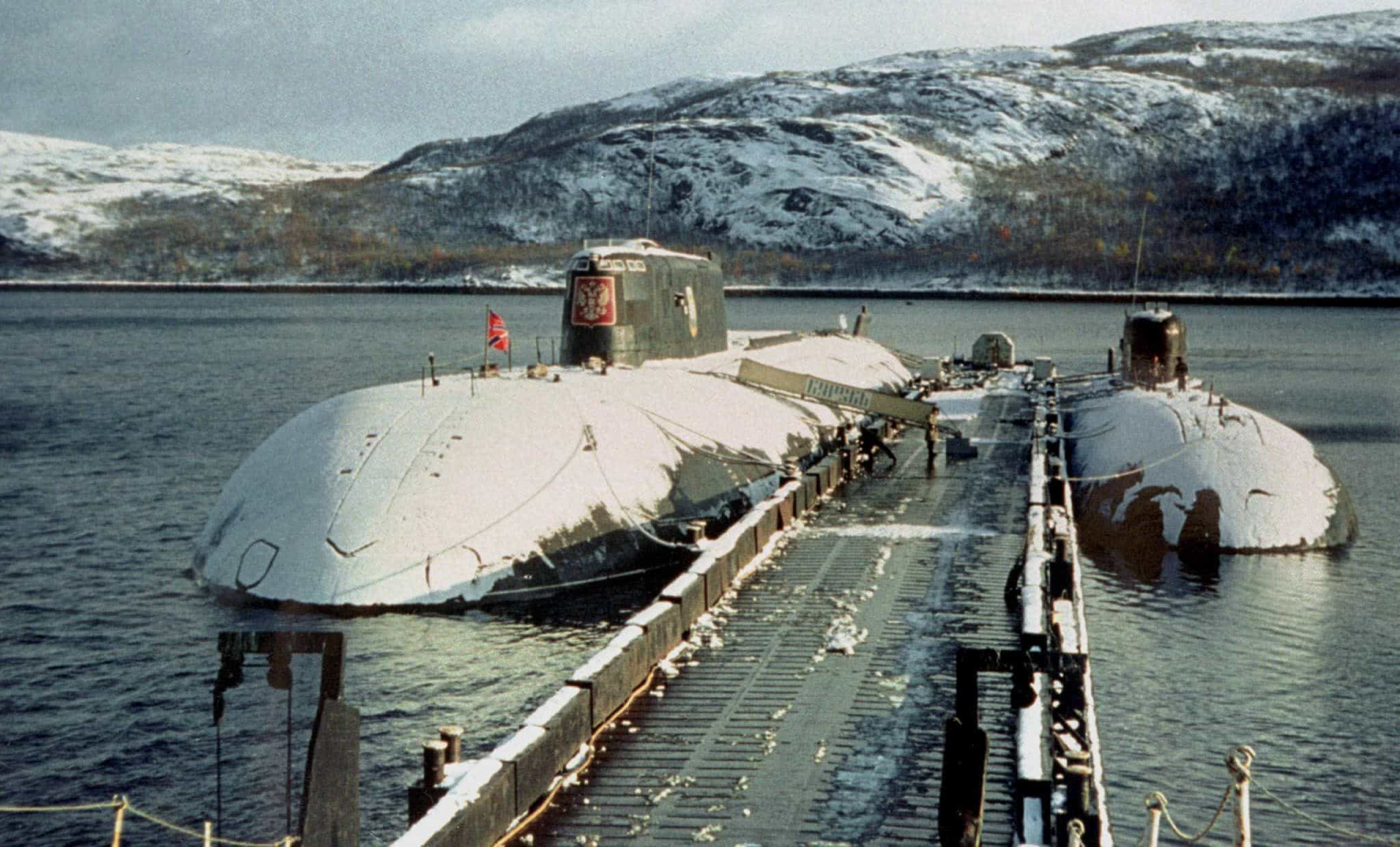 Трагедия апл. К-141 «Курск» подводная лодка. Атомная подводная лодка Курск. К-141 «Курск». Подводный крейсер Курск.