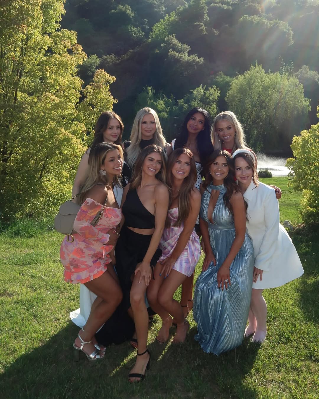 “A Vida Secreta das Esposas Mórmones” tem números estrondosos na estreia. Mas porque é que é tão viciante?