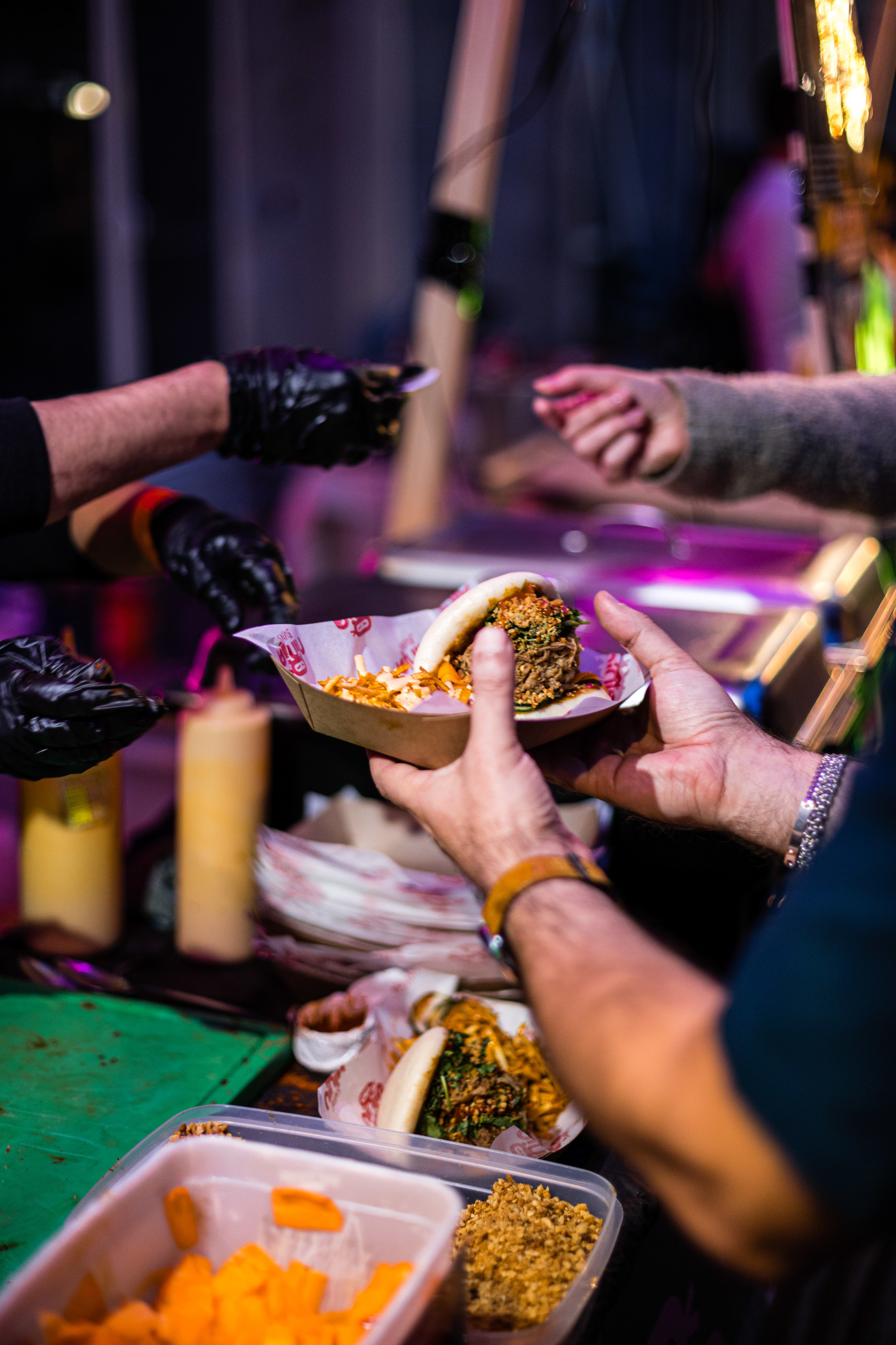 Lisboa vai acolher um mercado noturno repleto de cultura, street food e atuações ao vivo