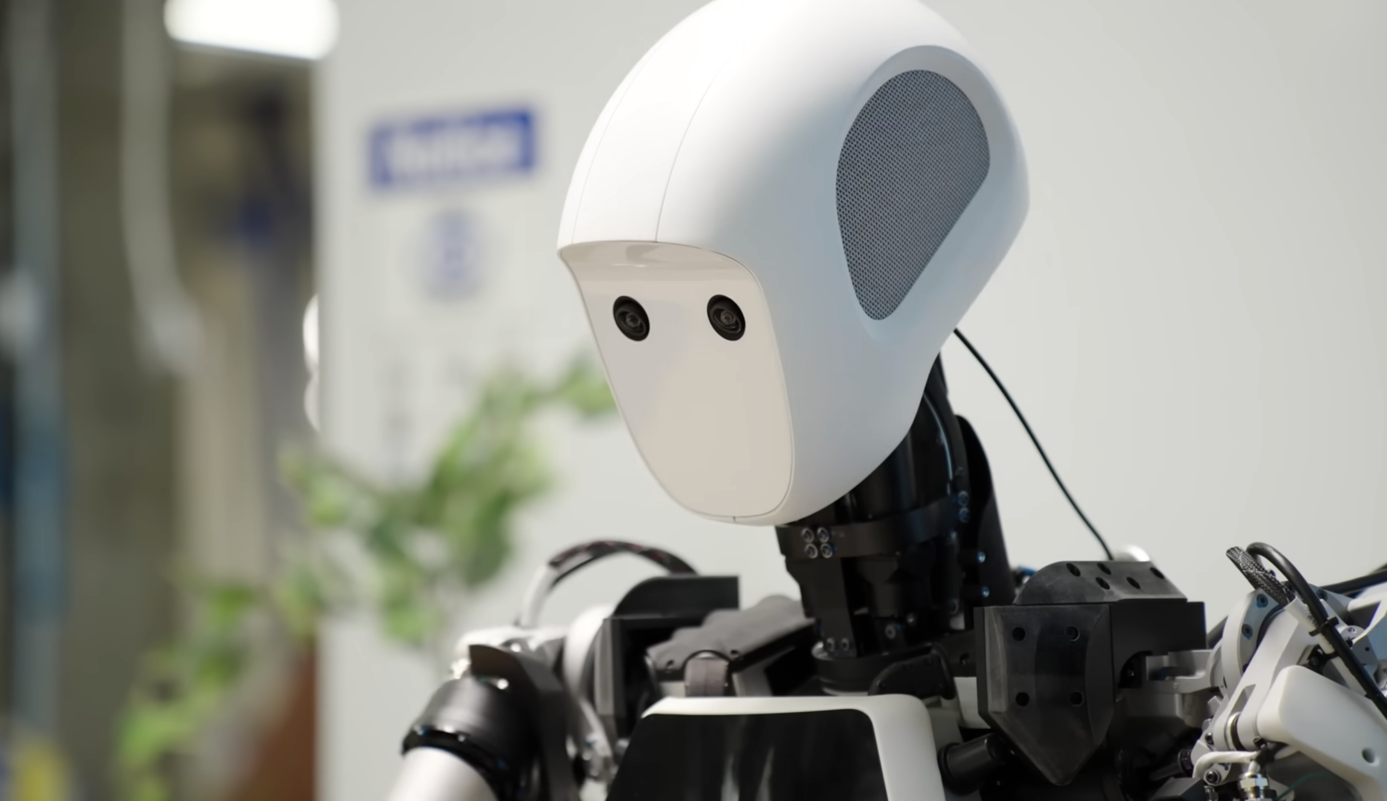 Modelos de IA da DeepMind já ensinam robots a colaborar enquanto fazem múltiplas tarefas