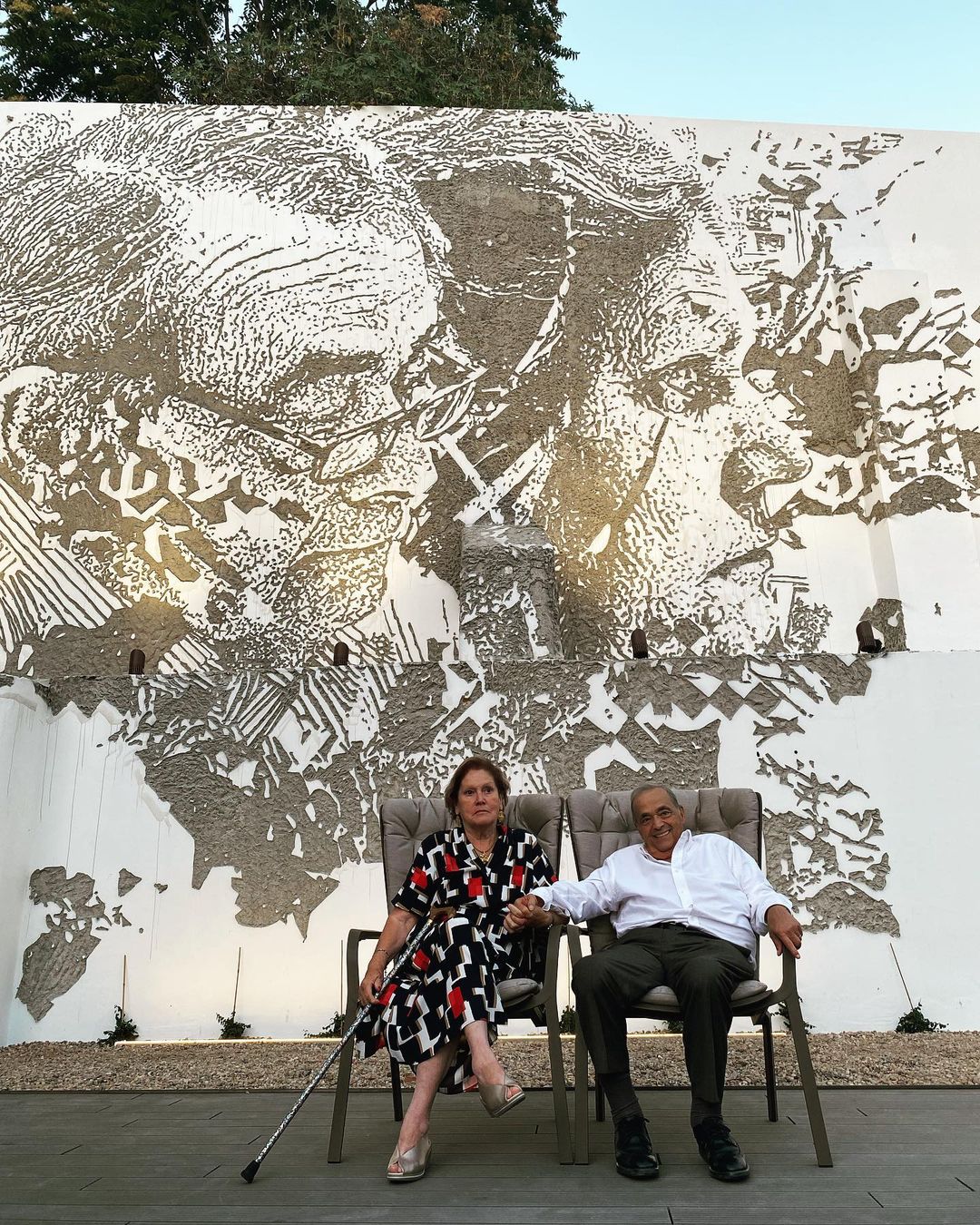 Acabou a espera. Solar dos Presuntos reabre com esplanada, novos petiscos e mural de Vhils