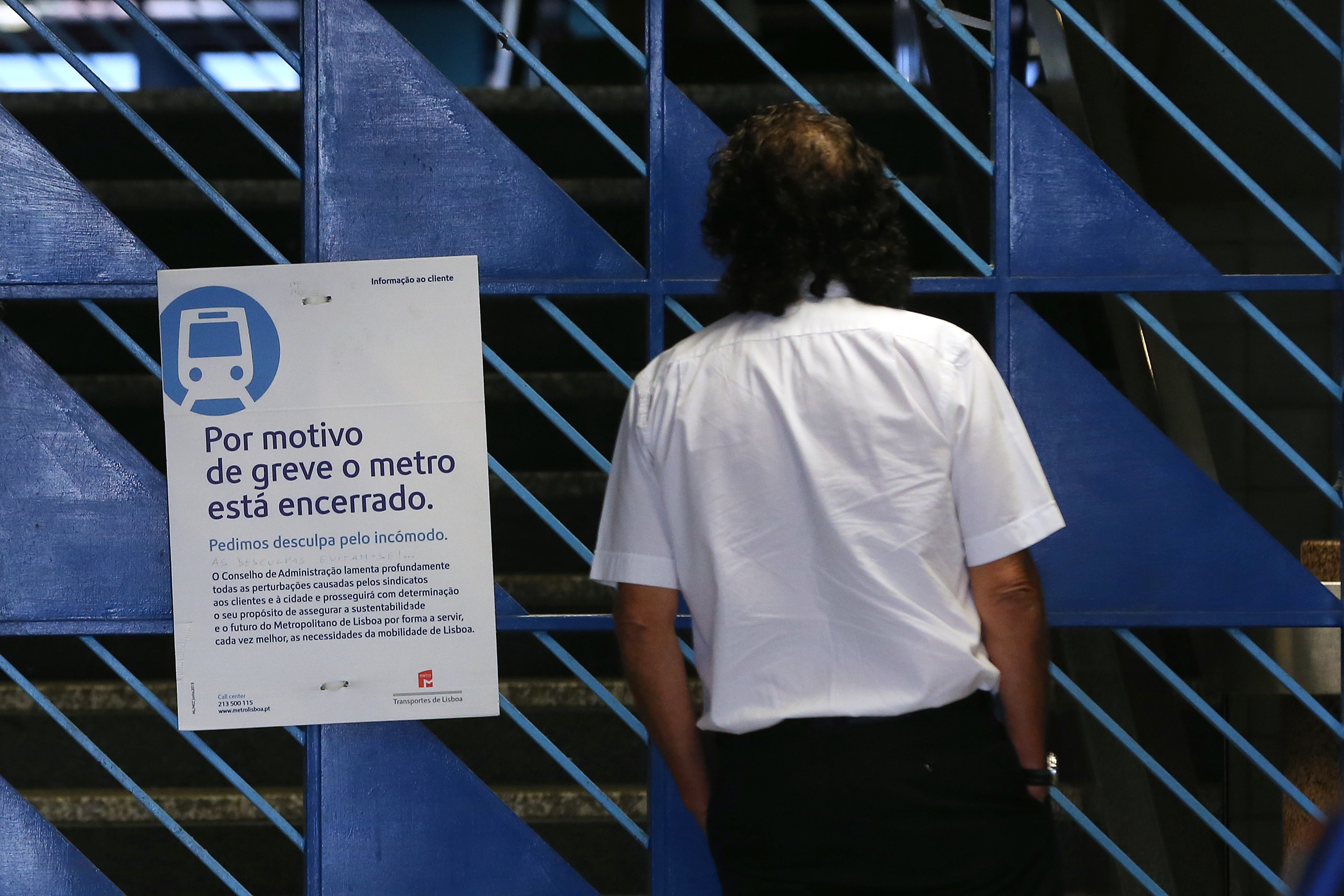 Trabalhadores do Metro de Lisboa mantêm plenário após apelo da empresa
