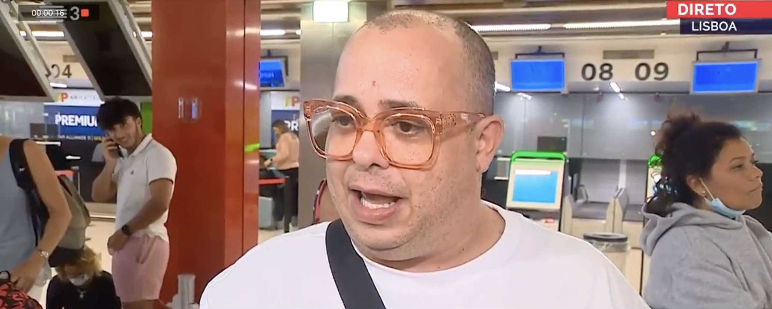 Já viu o vídeo viral no aeroporto de Lisboa? Falámos com o autor da frase “estou com a mesma cueca faz 6 dias”