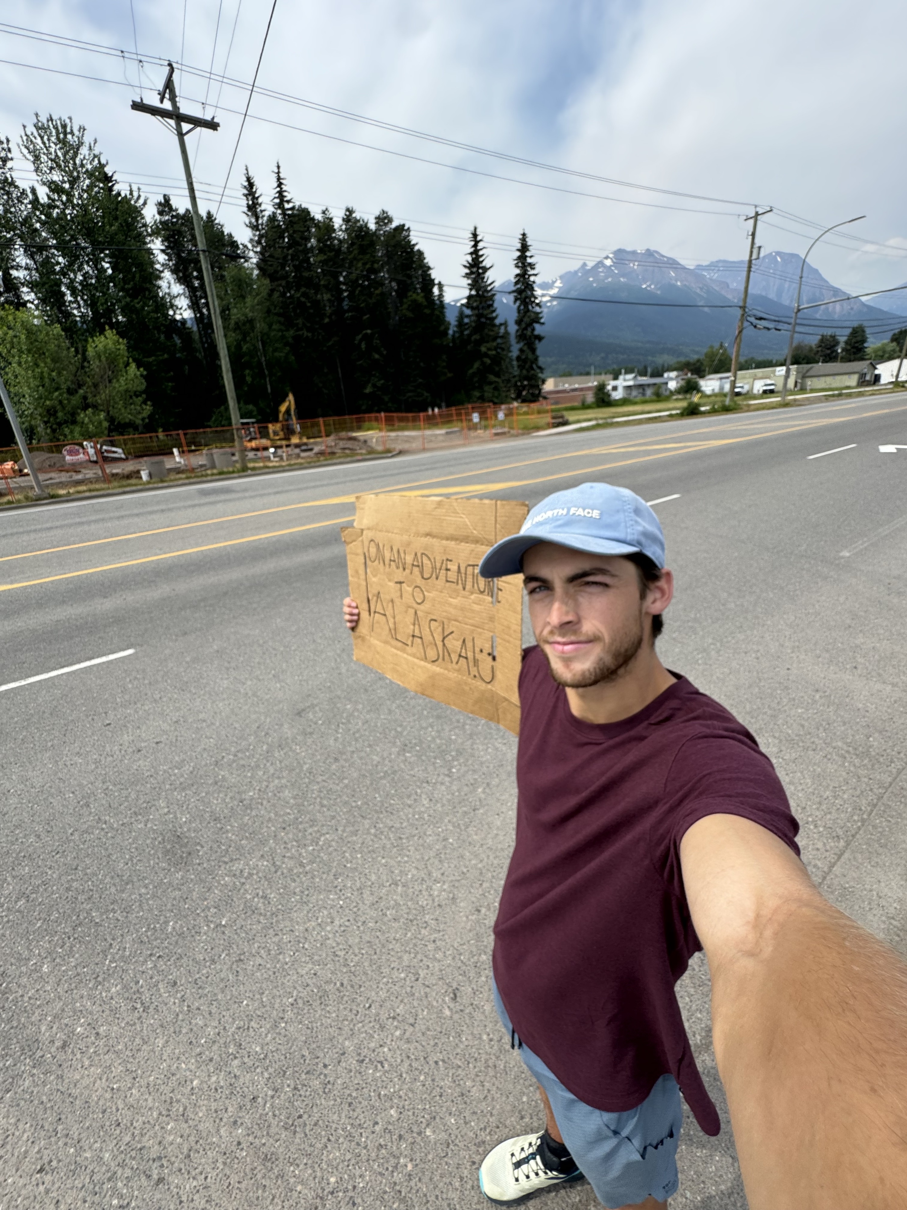 Manuel Paiva Brandão viajou 4.800 quilómetros à boleia até ao Alasca. “Achei que ia morrer”