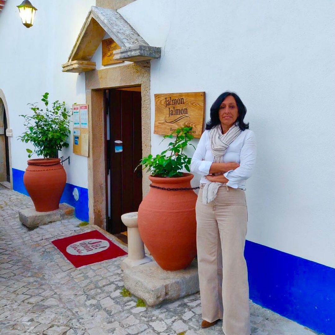 Casa da Buganvília. Ana Leal convida a ver estrelas dentro das muralhas de Óbidos