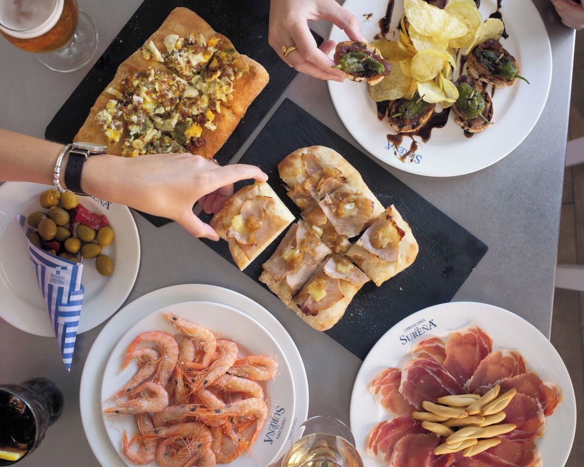 Sandes, calamares e baldes de cerveja. Este novo spot de tapas espanholas vai dar que falar