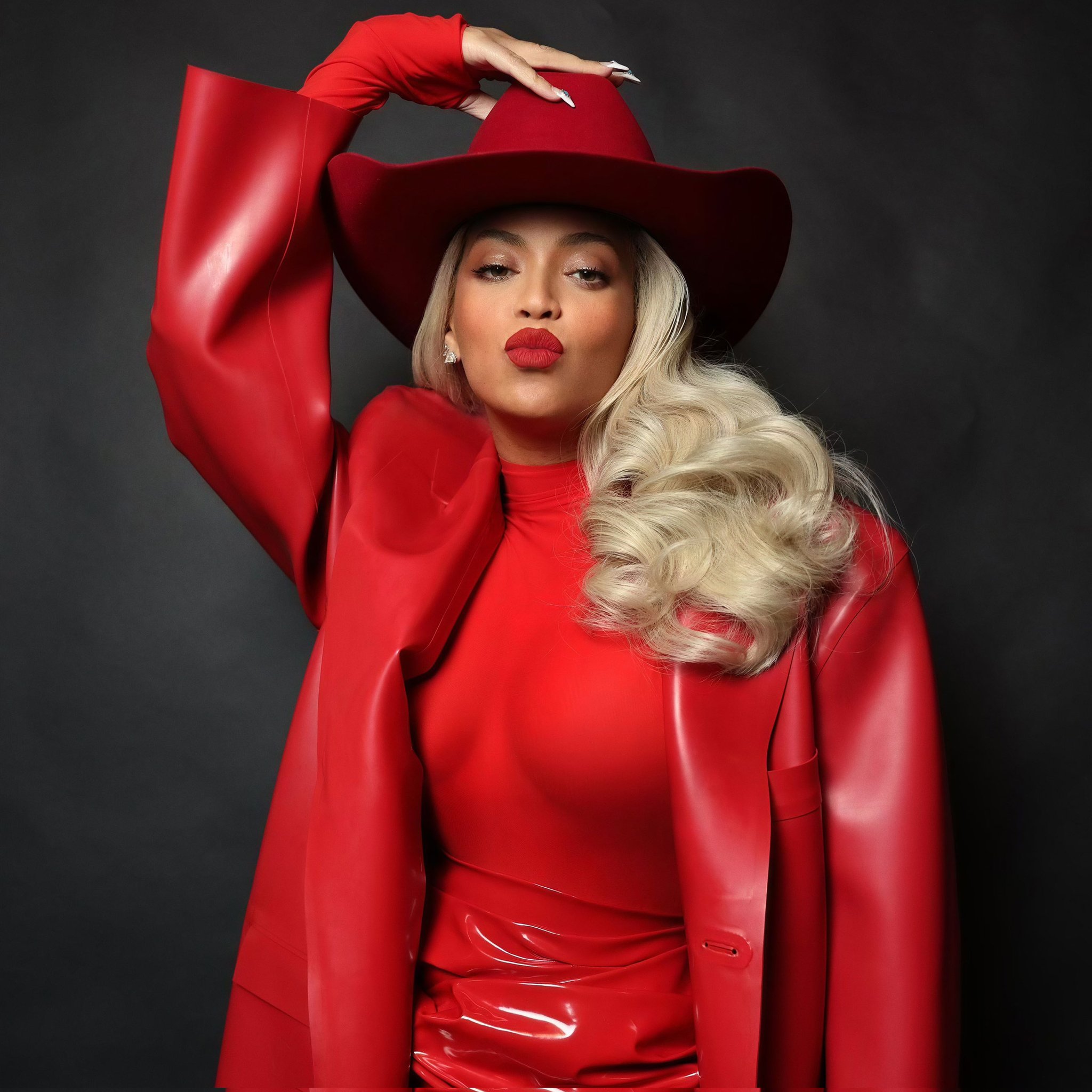 Beyoncé é criticada por se aventurar na música country — e comparada a cão que urina para marcar o território
