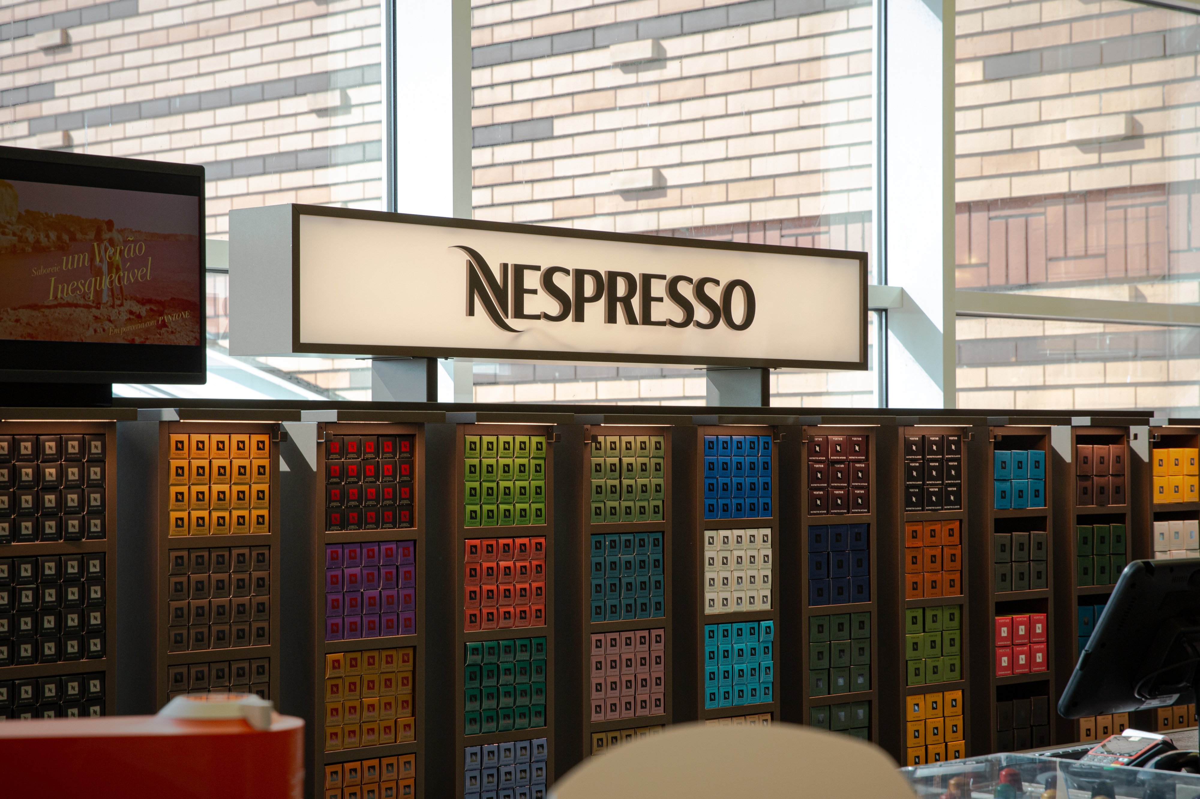 Há uma nova boutique Nespresso no norte do País — e pode provar os cafés que quiser