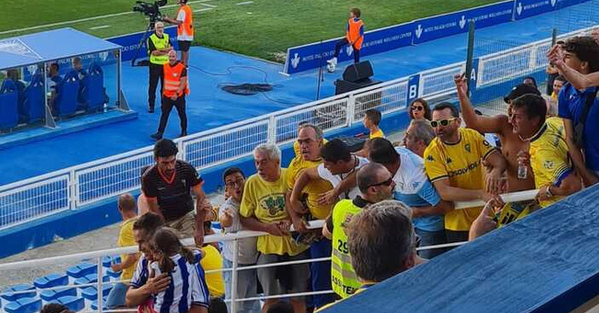 Polémica. Adepto do FC Porto insultado no Estoril com a filha ao colo terá passado o jogo a chamar nomes aos adeptos da casa