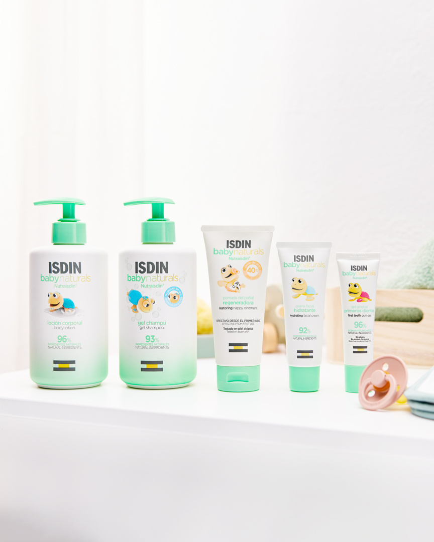 As mães querem o melhor para os seus bebés. A ISDIN ouviu-as e criou a Baby Naturals