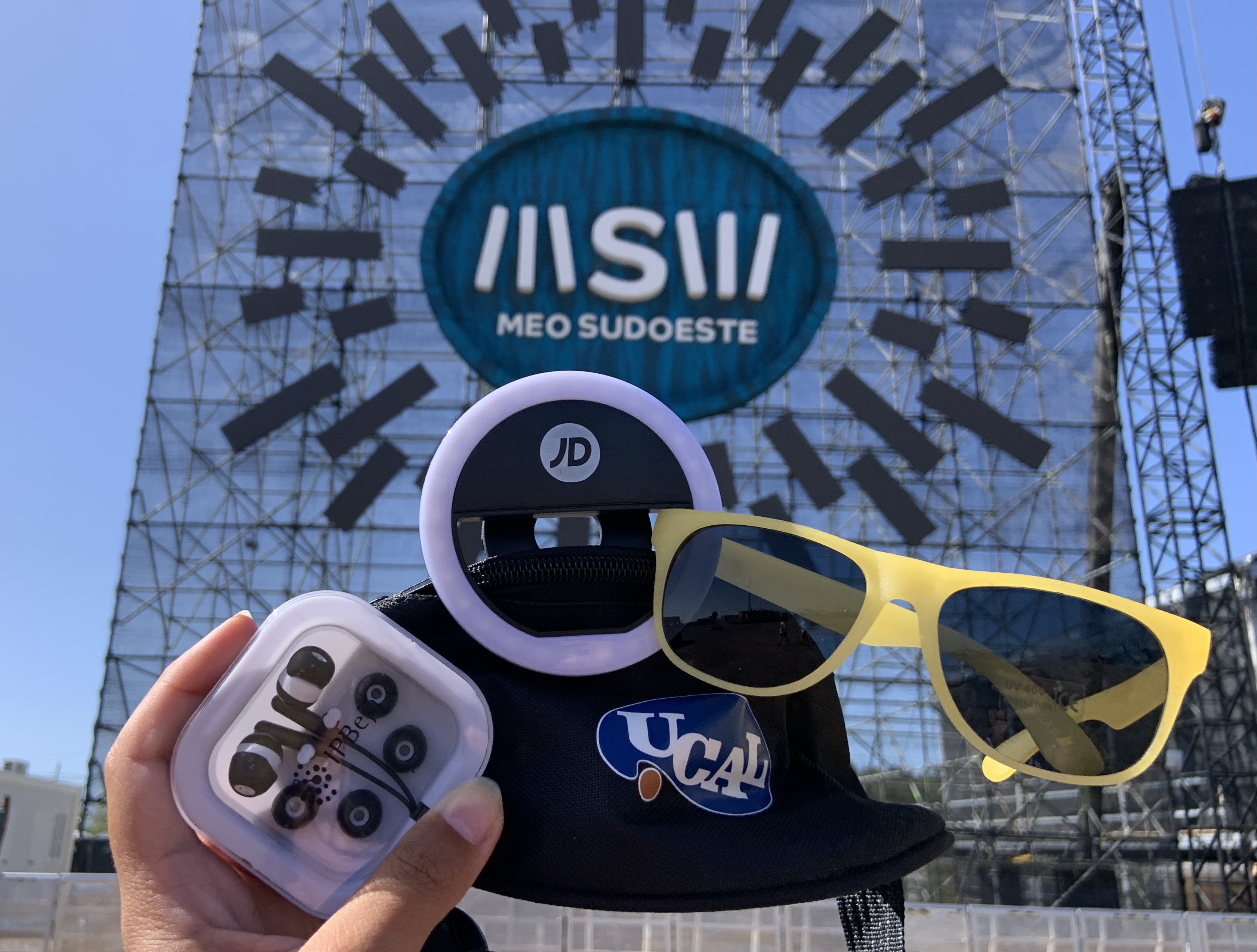 Ringlights, maquilhagem e até fones. Estes são os brindes que pode ganhar no MEO Sudoeste