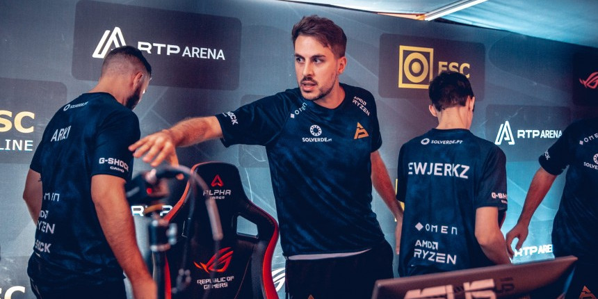 SAW volta a levantar o troféu de campeões da Master League Portugal de CS: GO