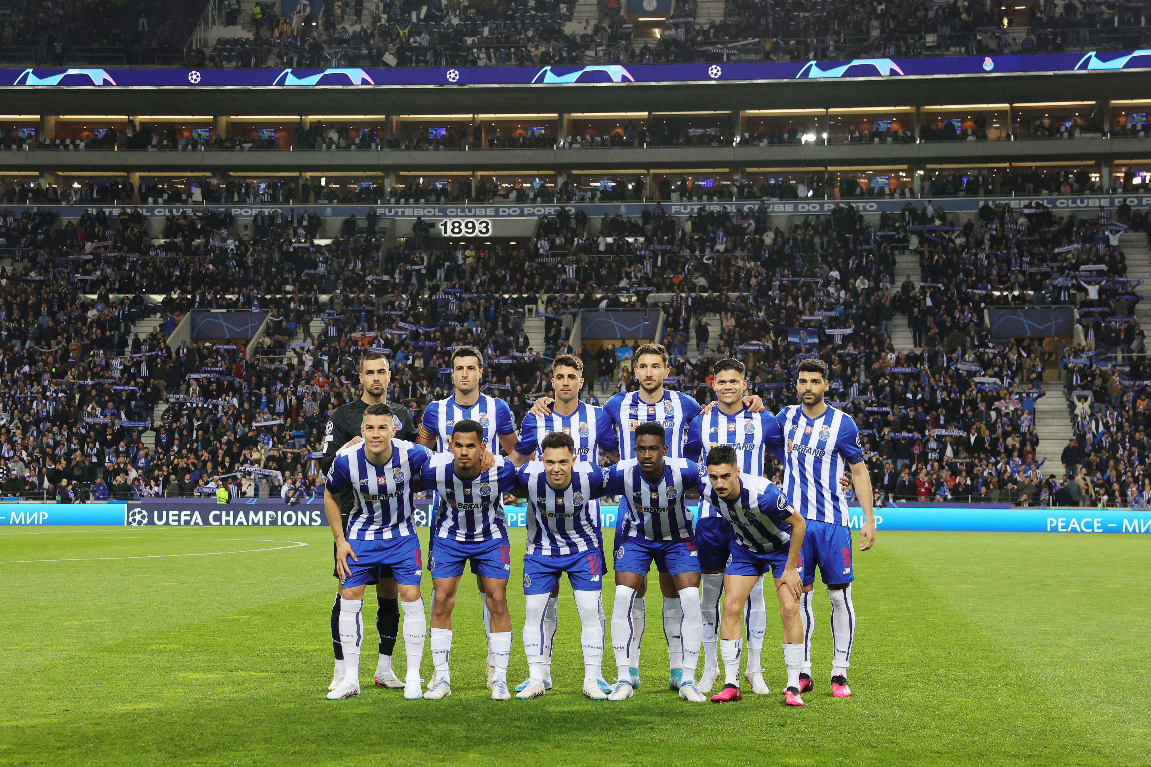 FC Porto empata com Inter e está fora da Liga dos Campeões —