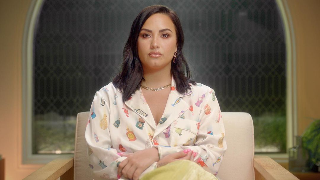 “Perdi a virgindade numa violação”, revela Demi Lovato. Cantora foi abusada por colega da Disney