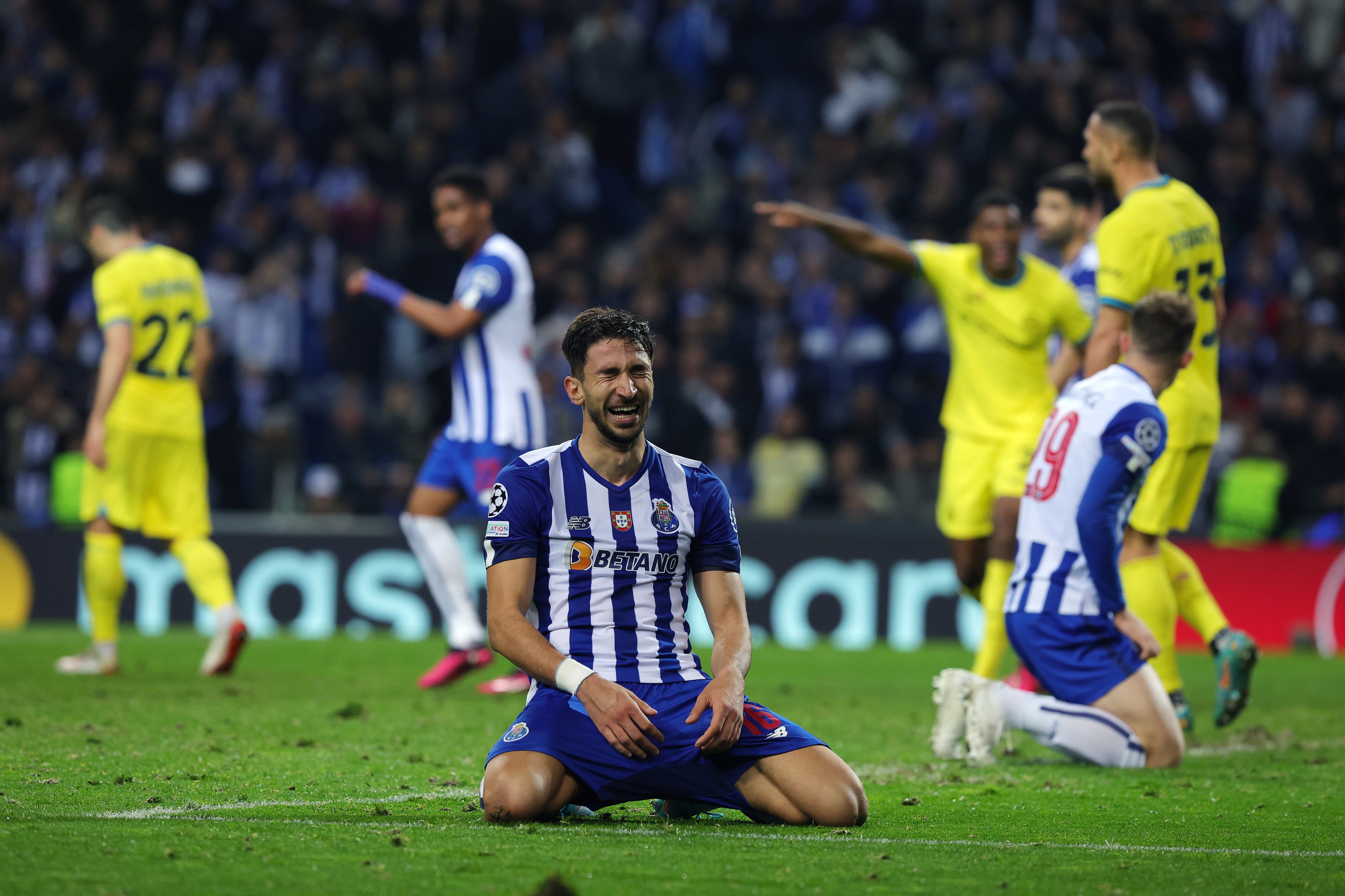 FC Porto empata com Inter e está fora da Liga dos Campeões —