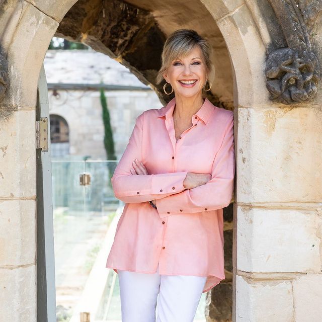 Olivia Newton-John morreu sem saber do paradeiro do ex-namorado, desaparecido misteriosamente em 2005