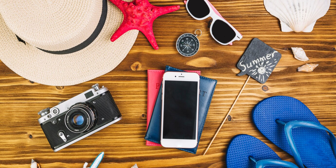 Montra TEK: 8 gadgets indispensáveis para levar nas férias