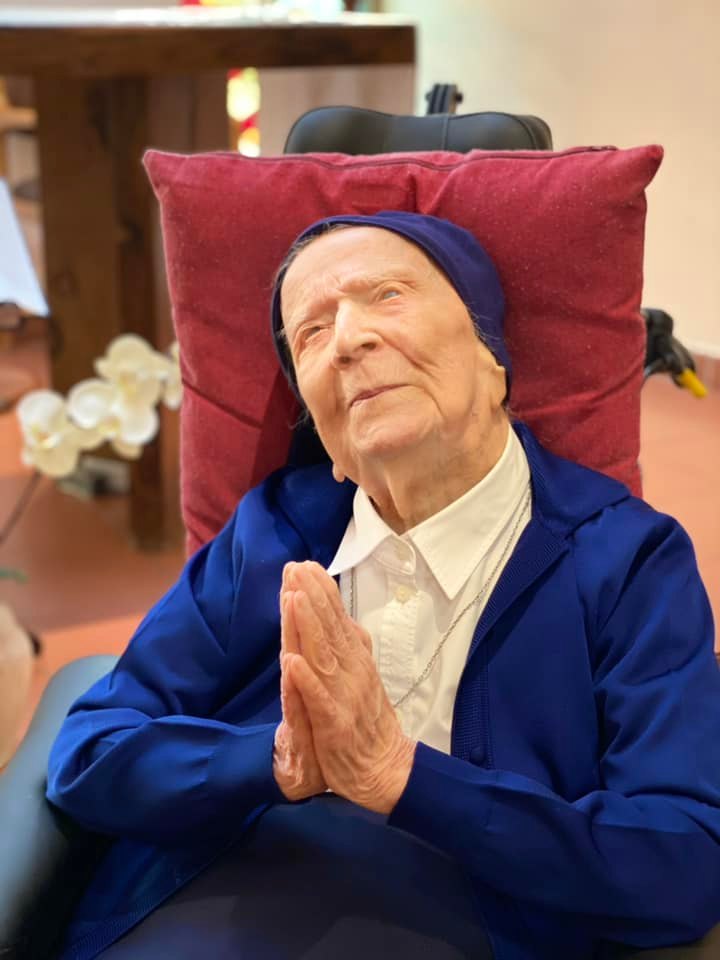 Morreu a pessoa mais velha do mundo. Freira francesa tinha 118 anos