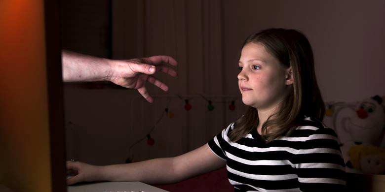 Há neve em Lisboa — e caiu toda num pátio com ski e petiscos serranos