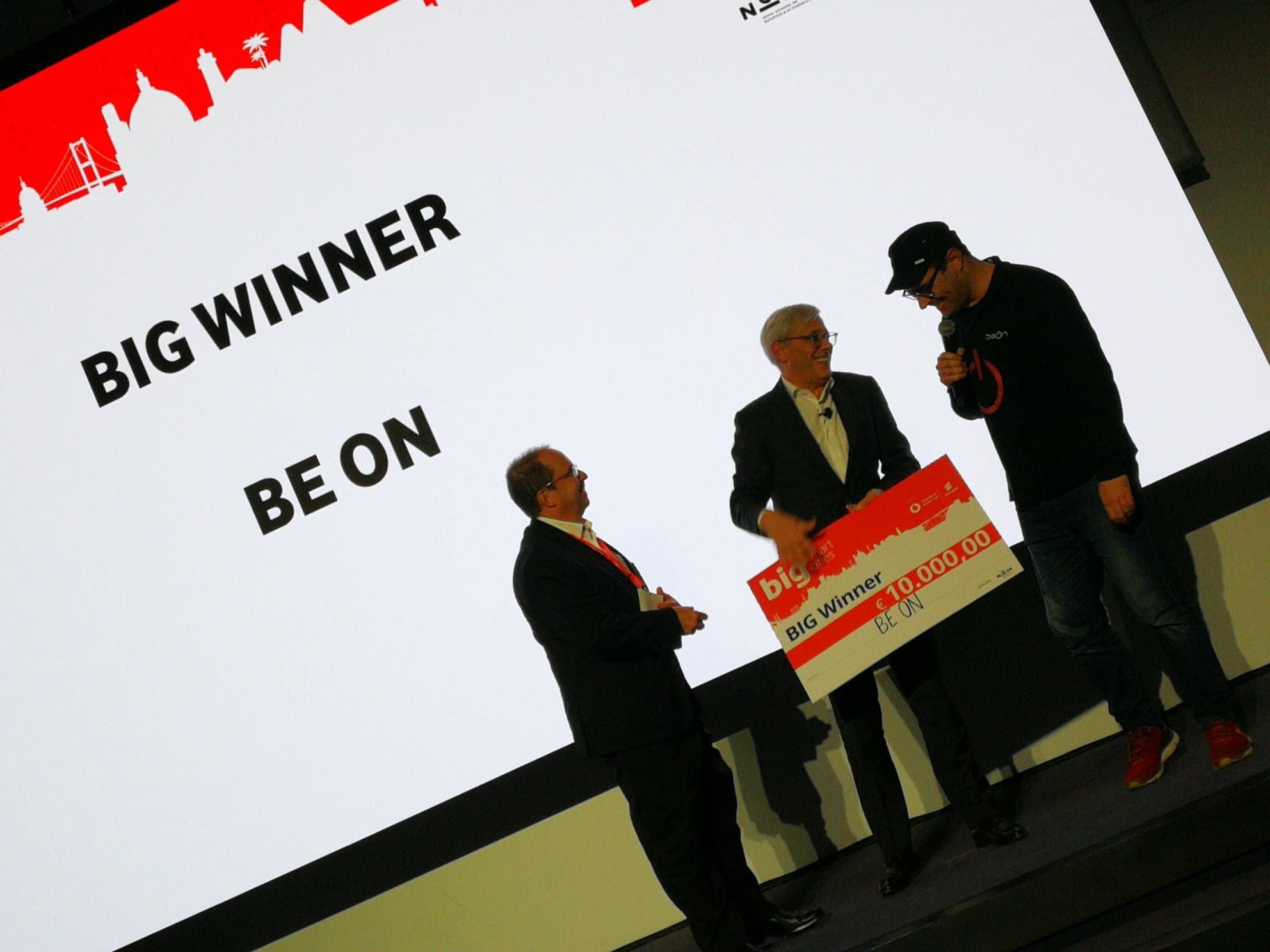 Prepare-se para um feriado de praia. Temperaturas passam os 30 graus em várias zonas do País