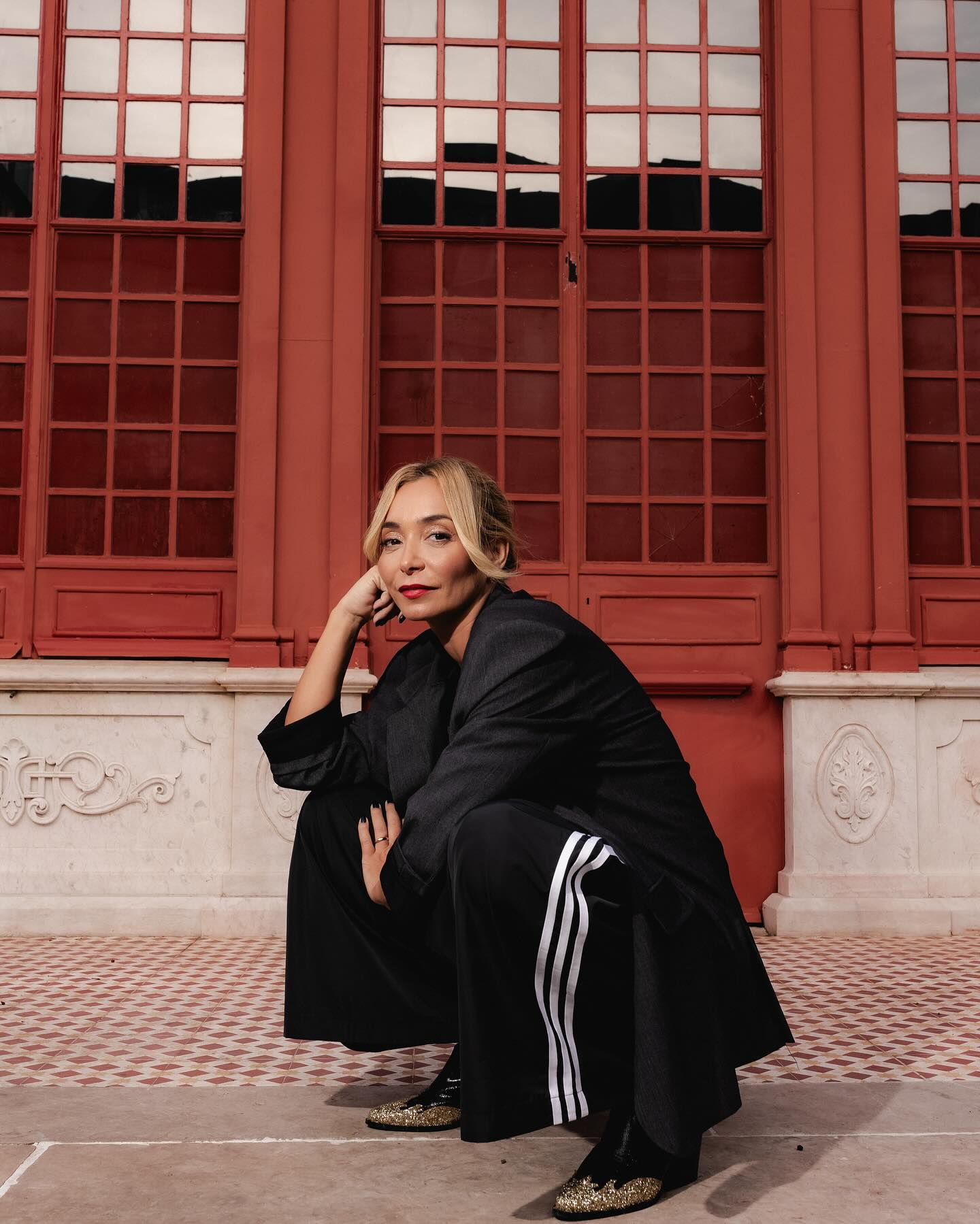 ‘Glitter Dream’ é um dos novos projetos de Carina Caldeira. “A televisão vai voltar, mas não é para já”