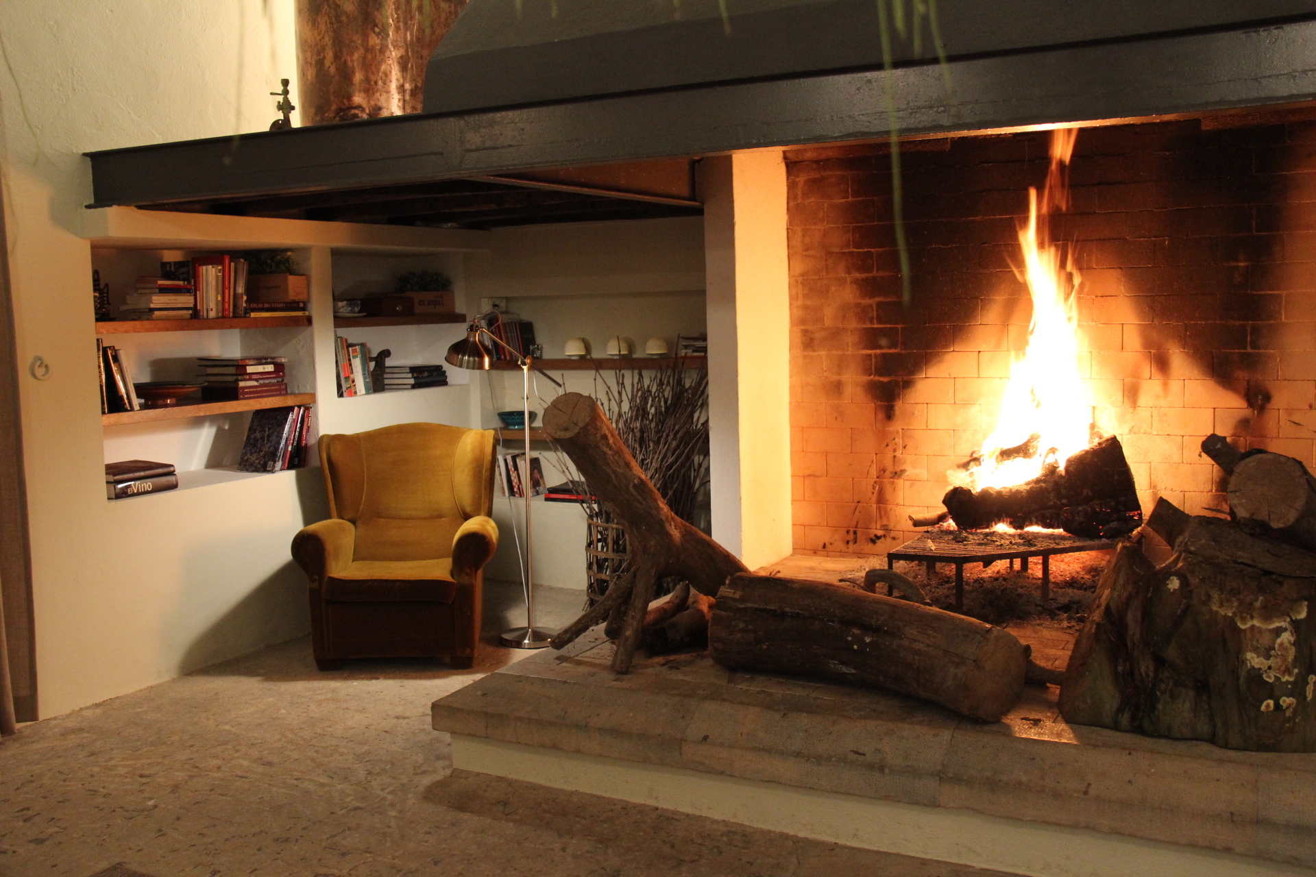 TASTE@QMdO. O vinho é português, a comida do Japão, e a degustação faz-se à lareira