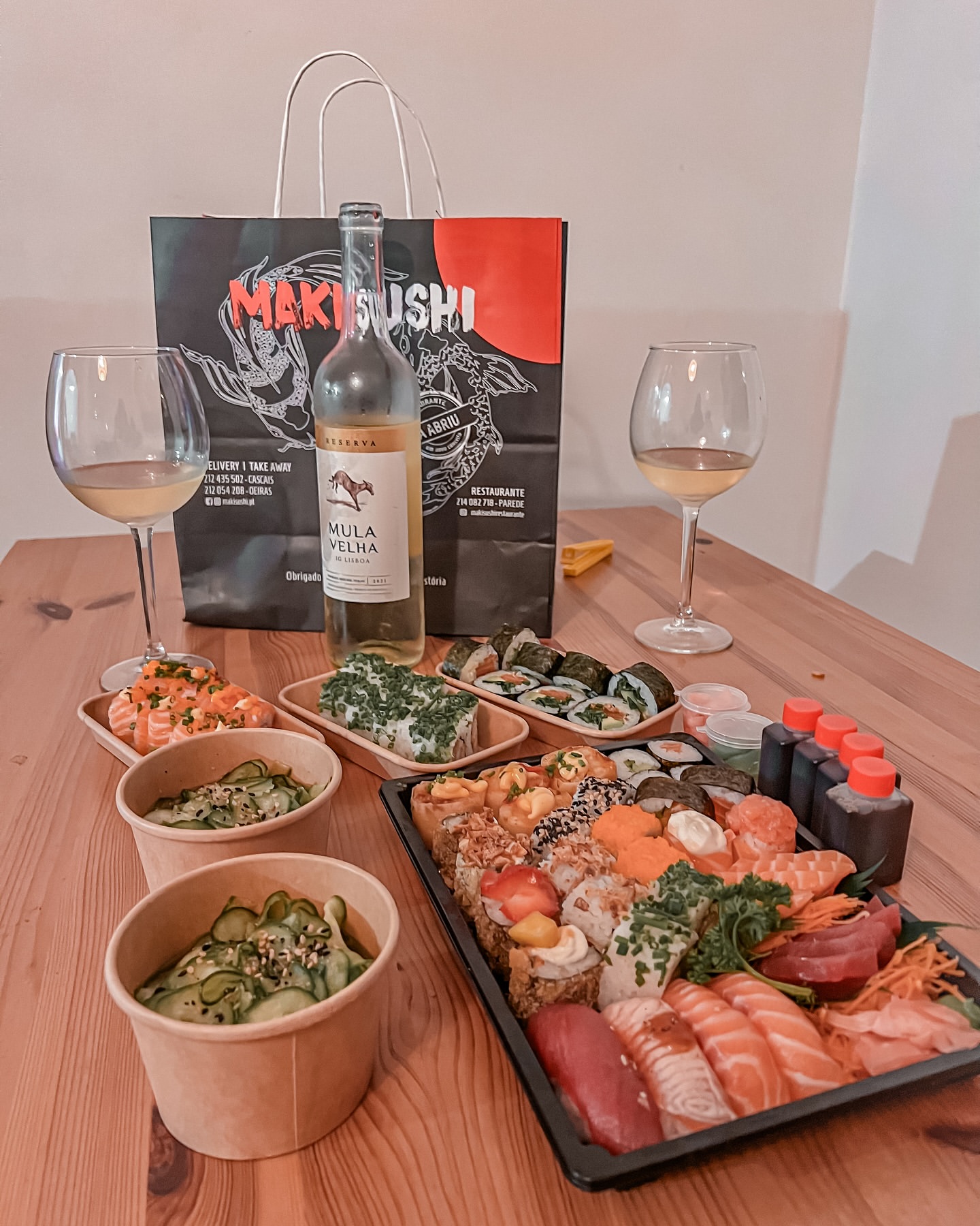 Maki Sushi. O rodízio deste restaurante na Parede fez-nos apaixonar pela sopa misu e por mochis de cheesecake