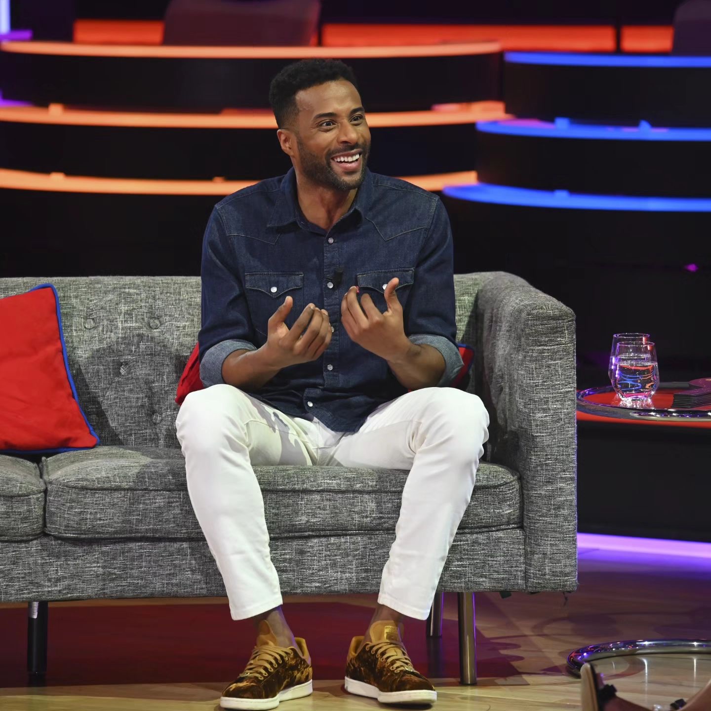 Nelson Évora já foi pai. Veja as fotografias de Isabella, a primeira filha do atleta