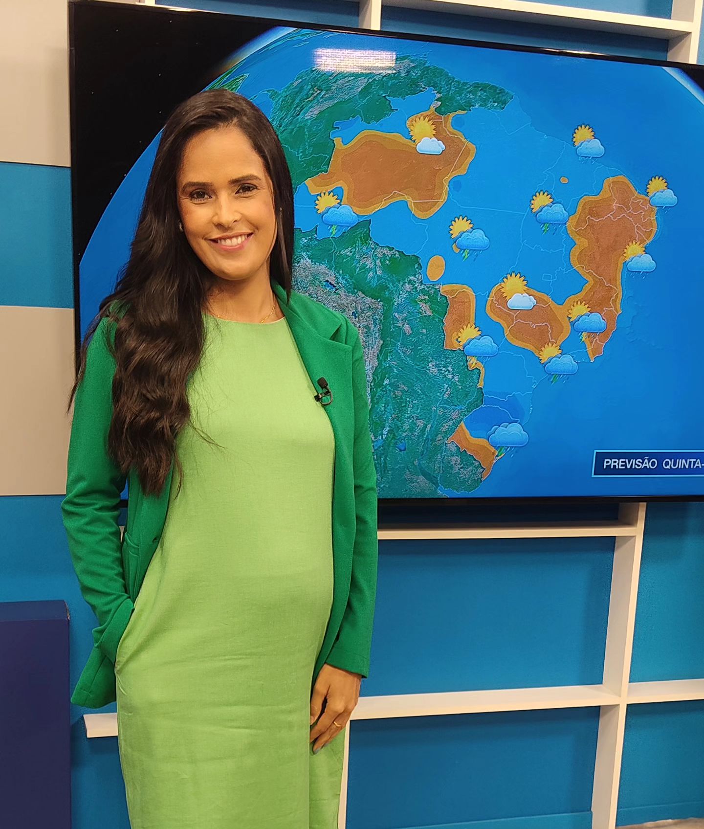 Jornalista brasileira morre aos 38 anos. Elaine Santos estava grávida do segundo filho