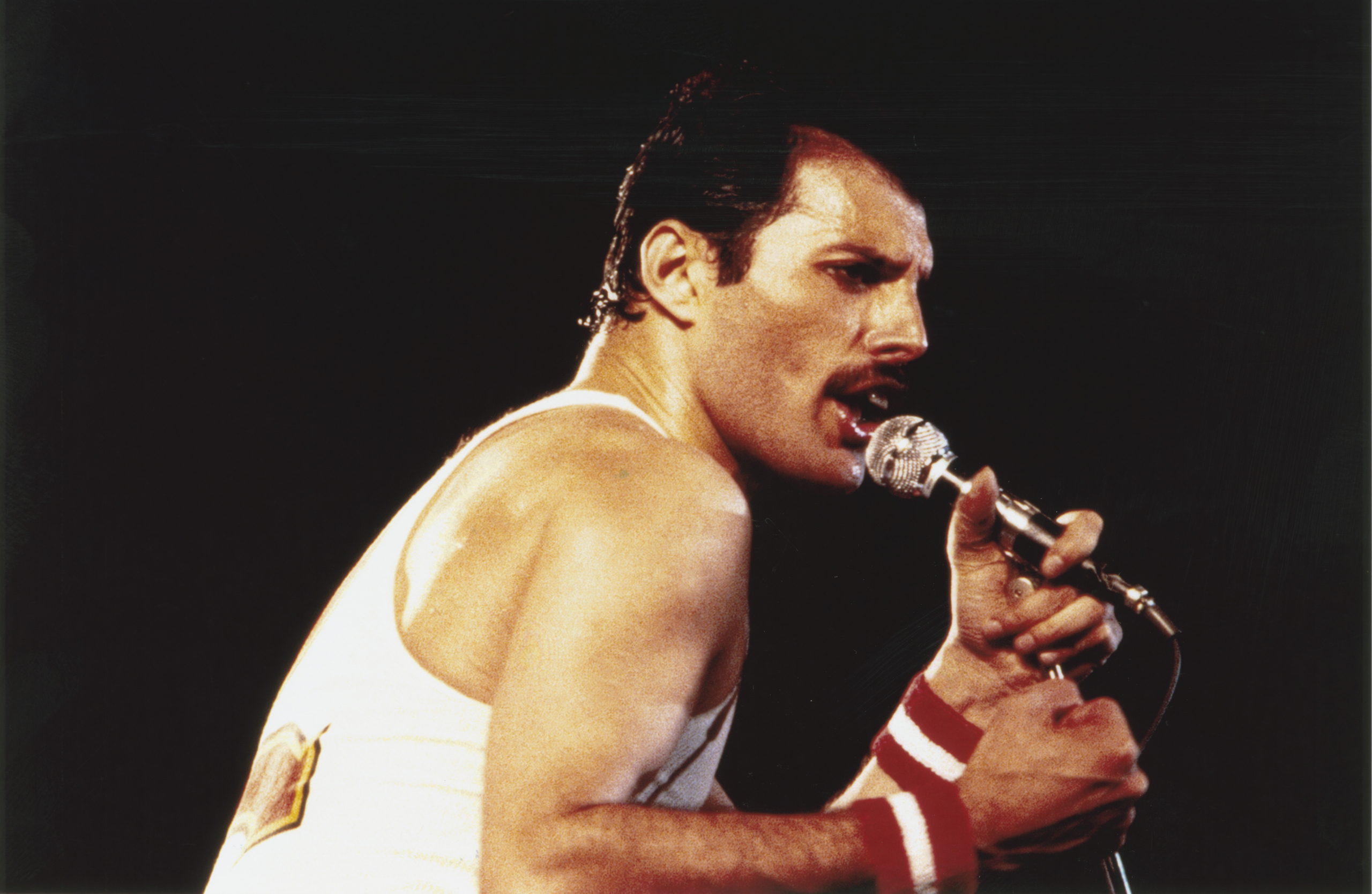 Freddie Mercury continua a enviar presentes aos amigos