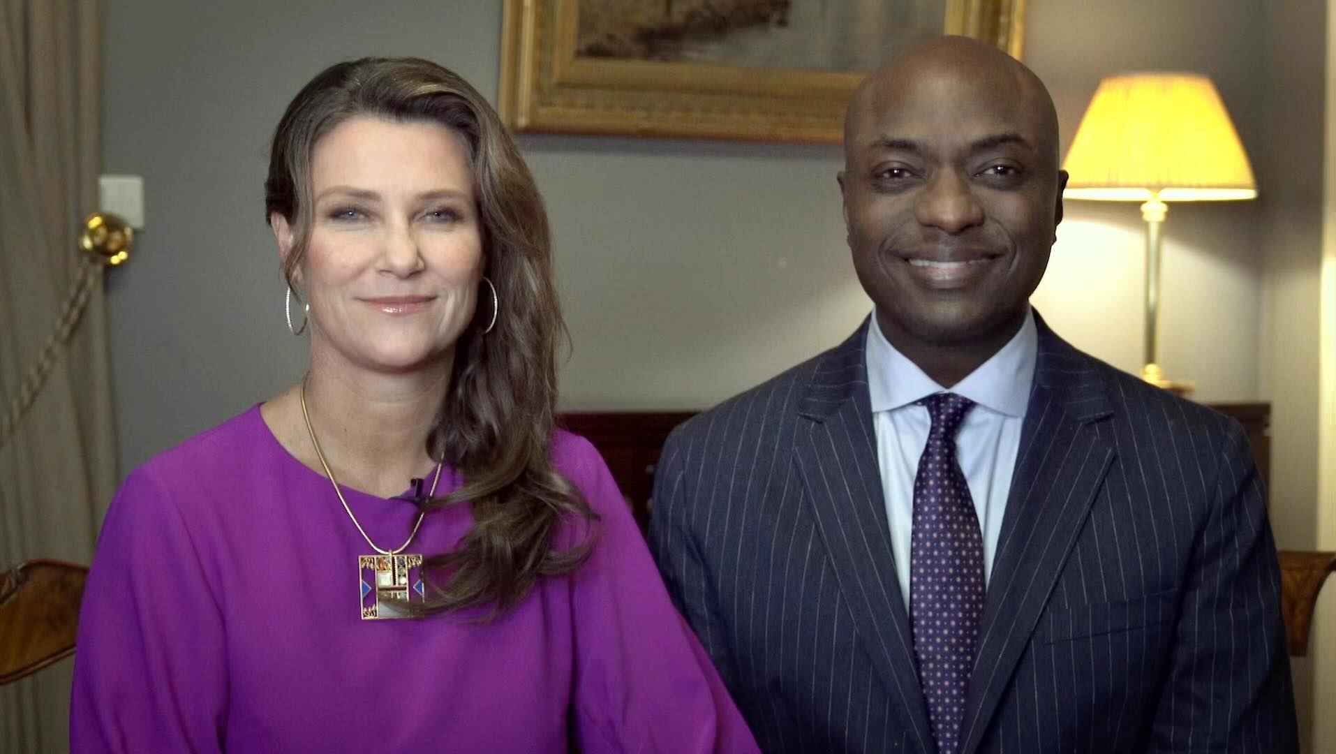 Xamã, guia espiritual das estrelas e “charlatão”. Conheça o polémico futuro marido da princesa da Noruega