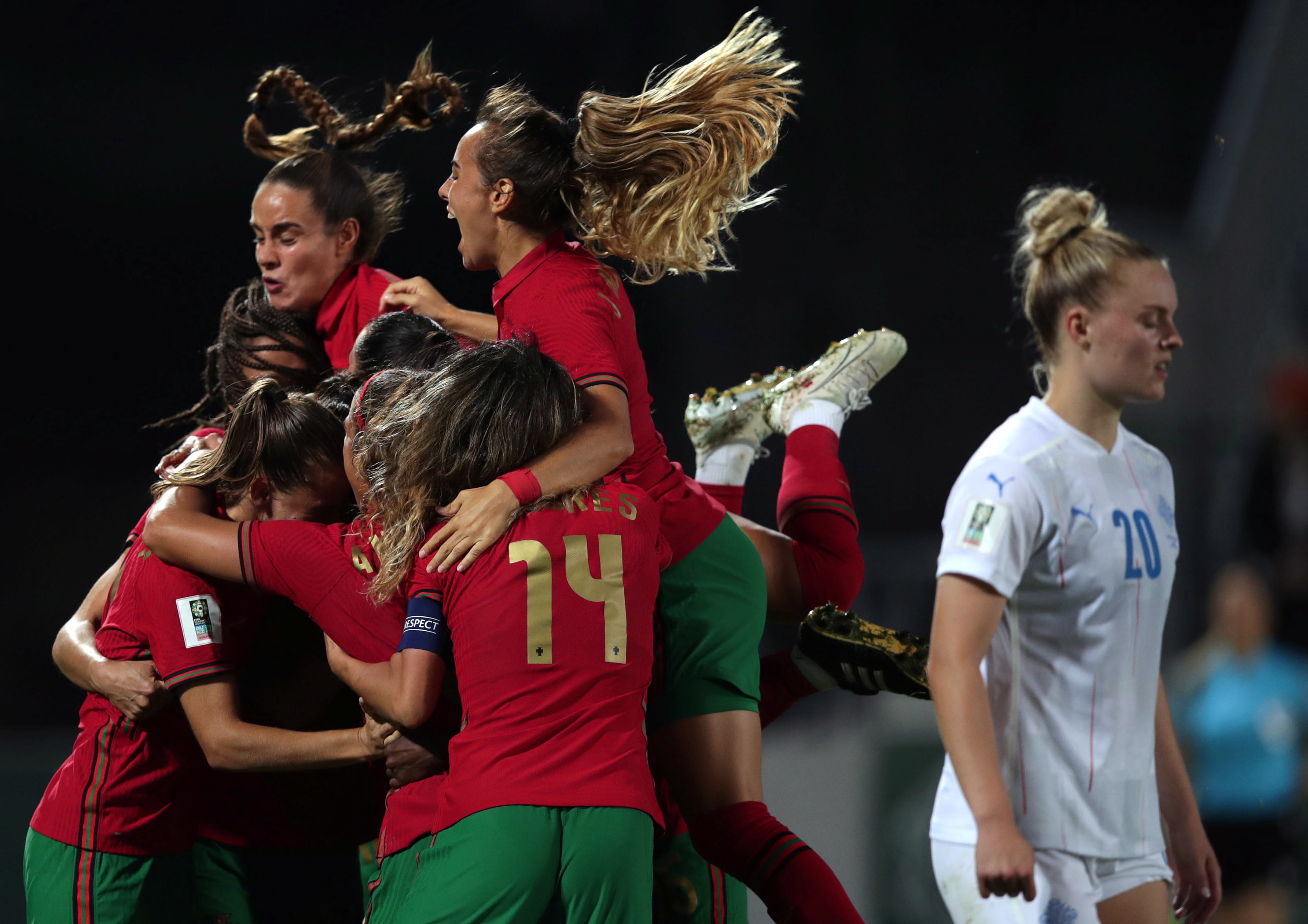 Portugal joga play-off para o Mundial feminino com Camarões ou Tailândia  - Renascença