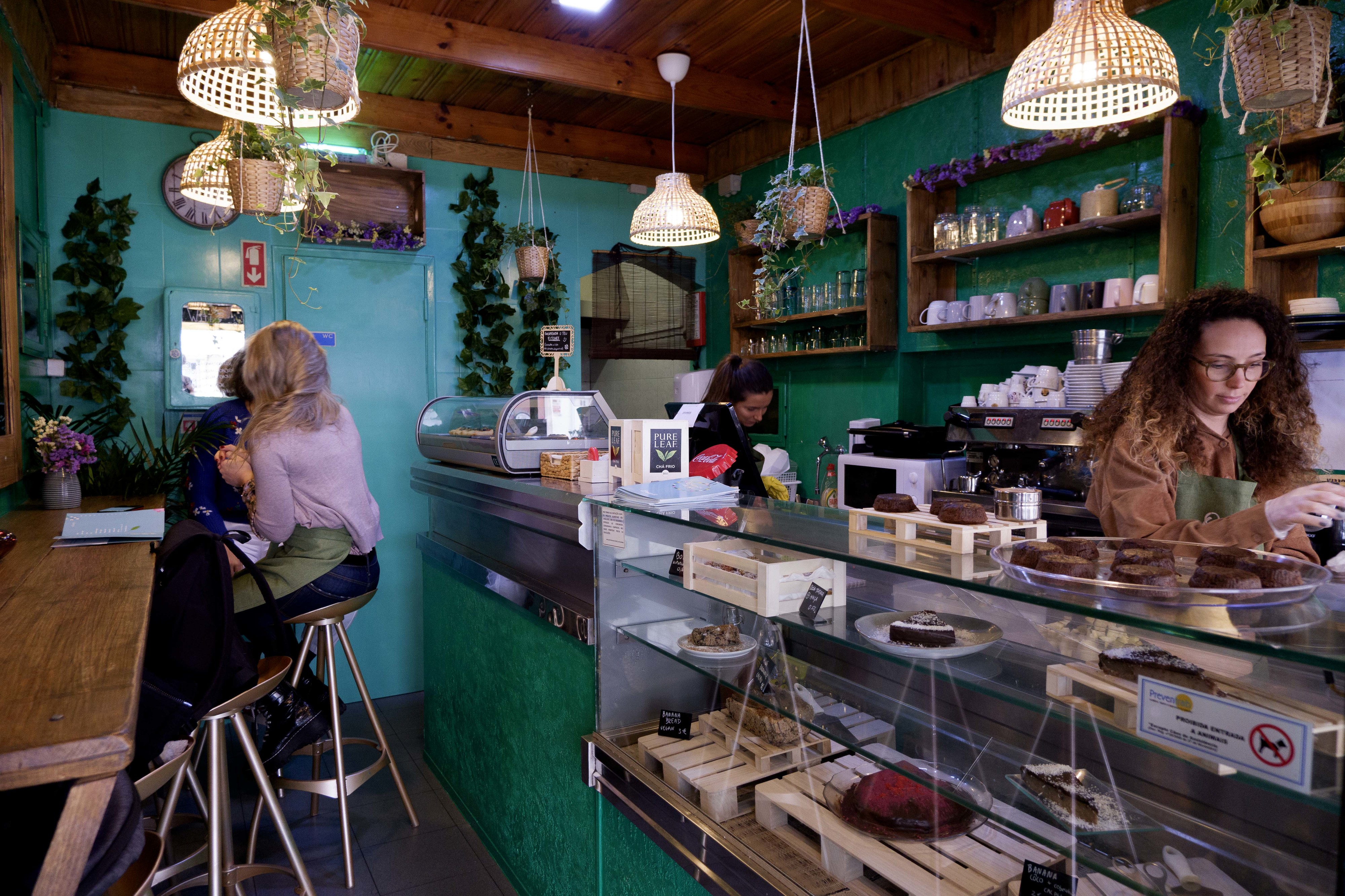 Jardim da Jujé. Nesta pastelaria há plantas, bowls gigantes e doces sem pecado