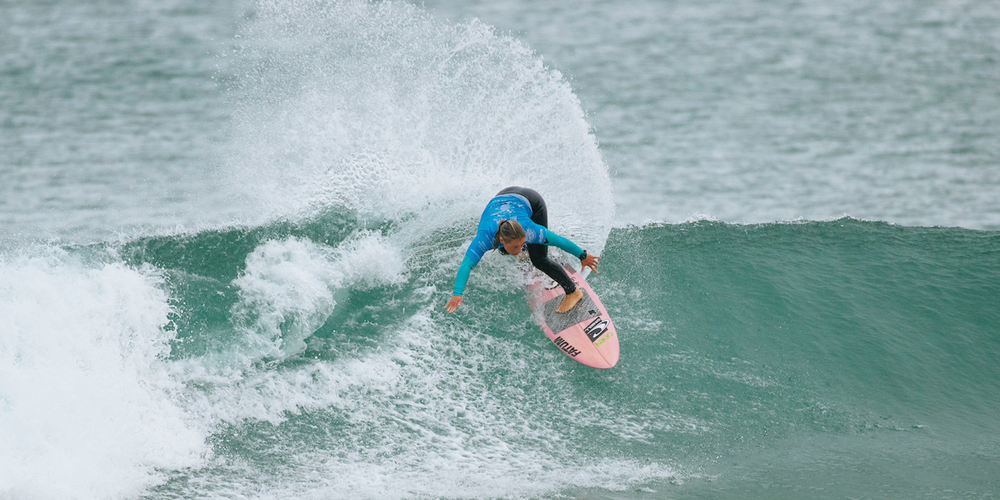 MEO Rip Curl Pro Portugal: Yolanda Hopkins cai na 3.ª ronda e acaba prova de Peniche no nono lugar