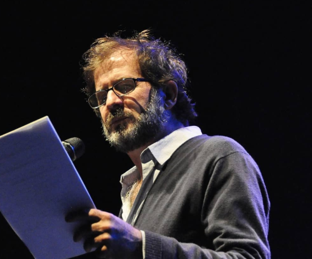 Carlos M. Cunha. “No palco sou realmente feliz porque o meu trabalho é fazer rir os outros”