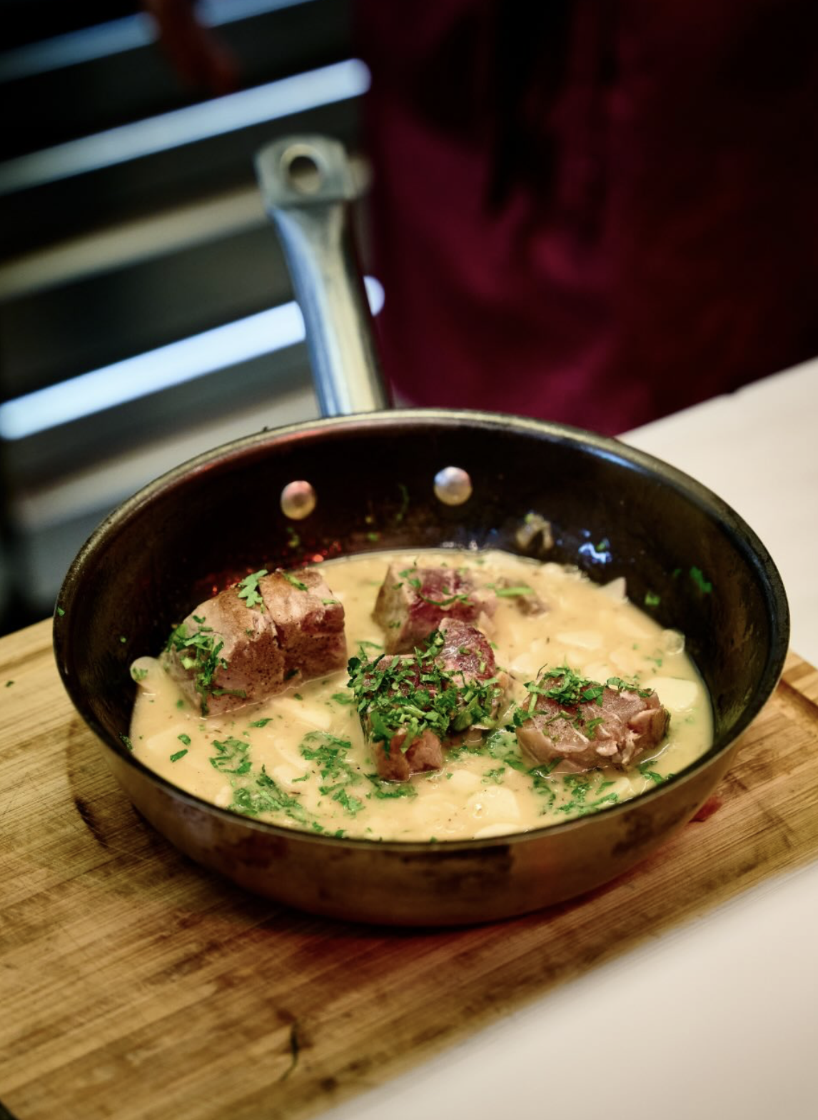 Esta famosa taberna de comida tradicional portuguesa voltou a abrir portas (e tem novidades)